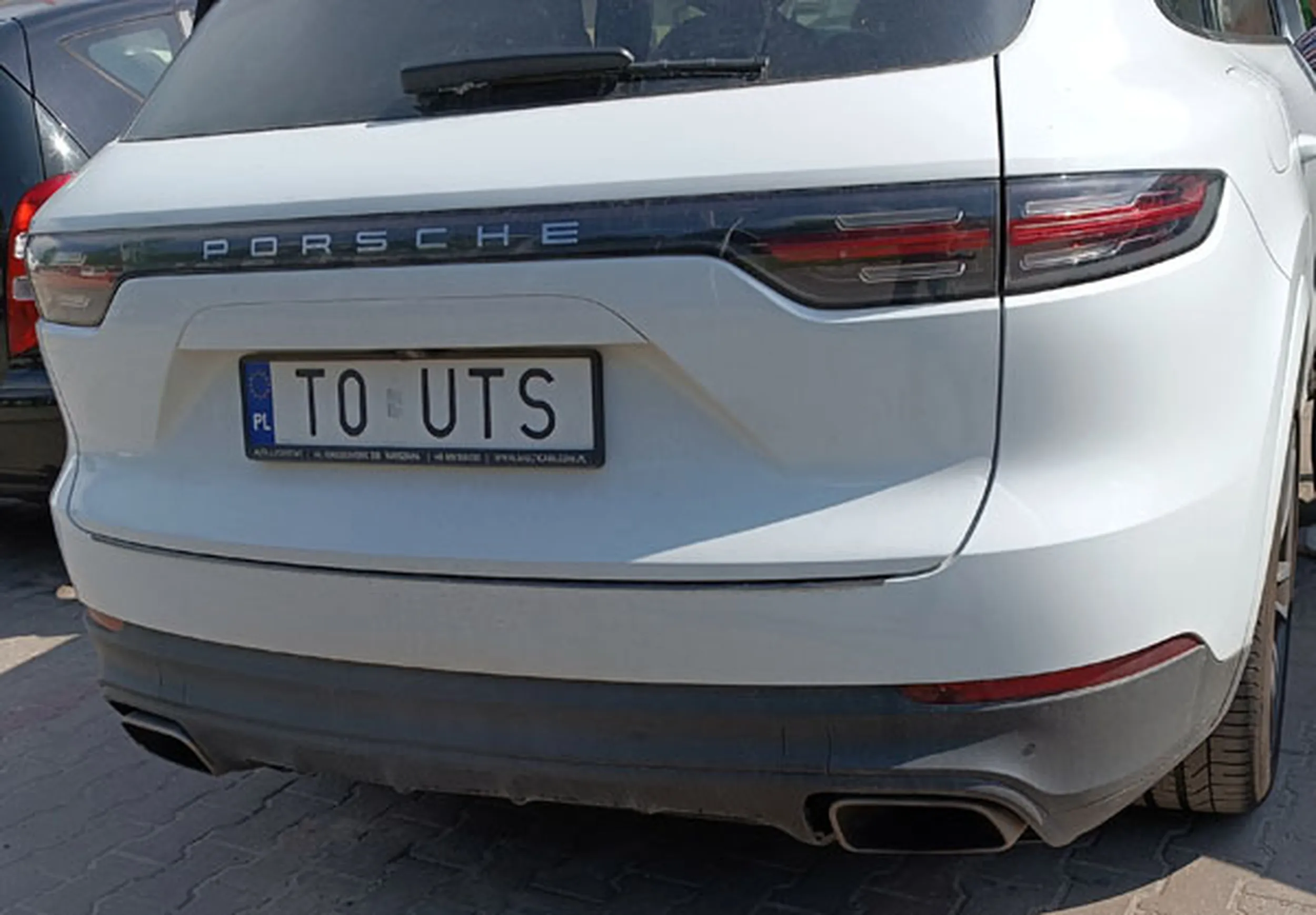 Fajny numer, blacha T0 UTS