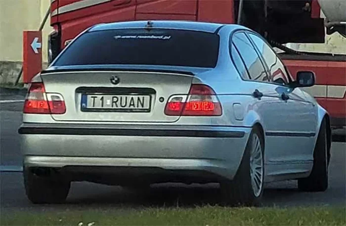 Fajny numer, blacha T1 RUAN