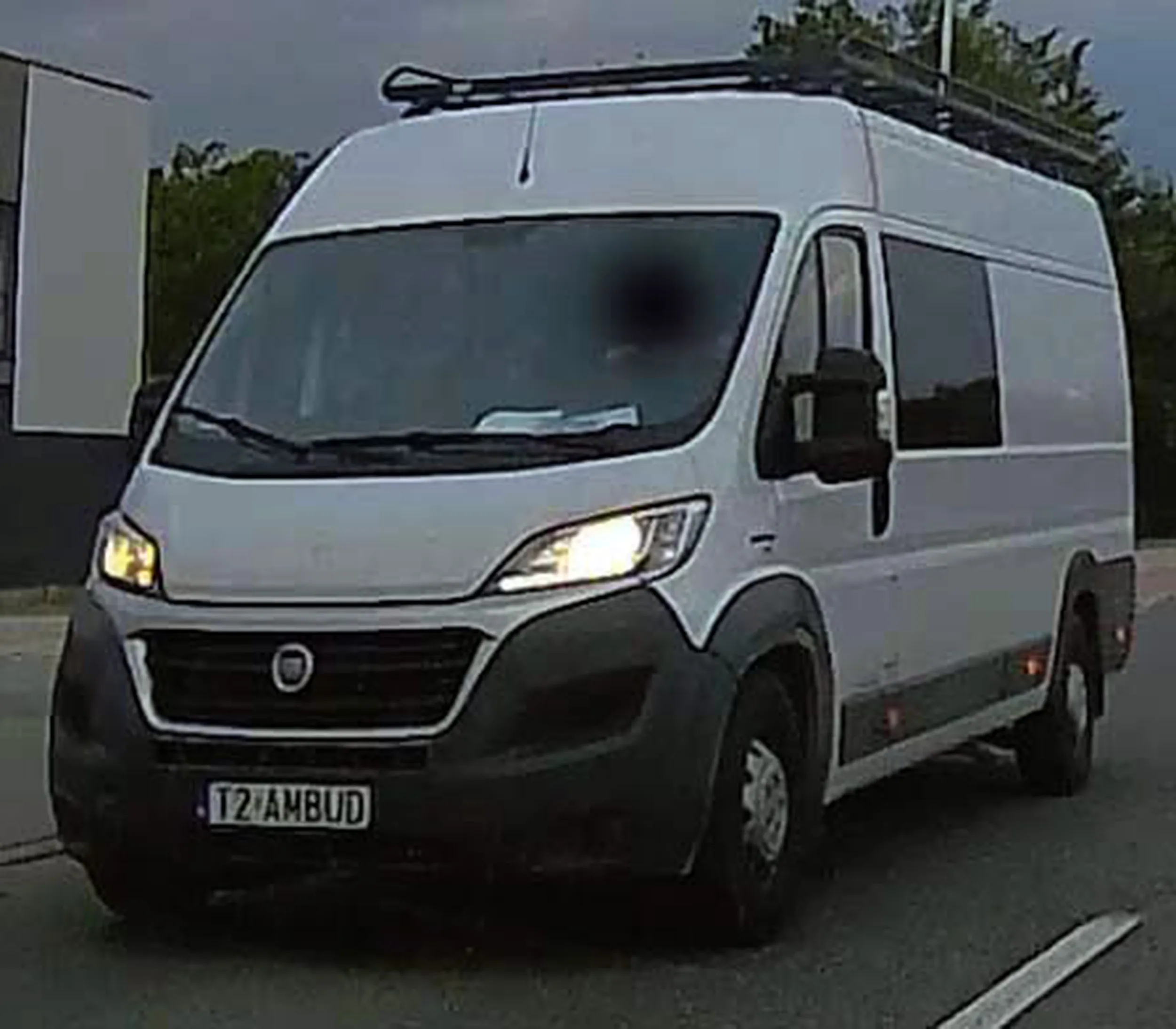 Fajny numer, blacha T2 AMBUD