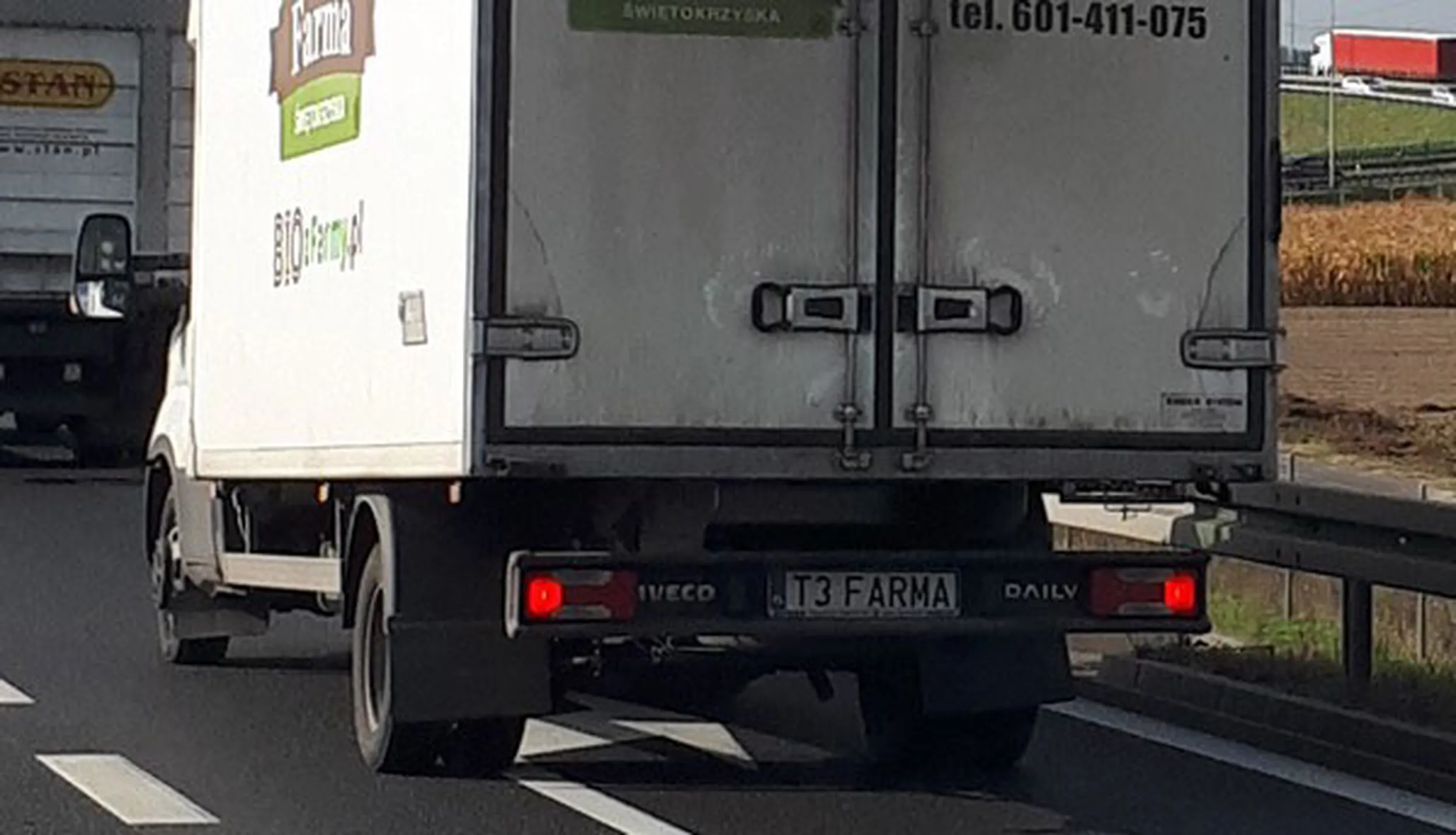 Fajny numer, blacha T3 FARMA