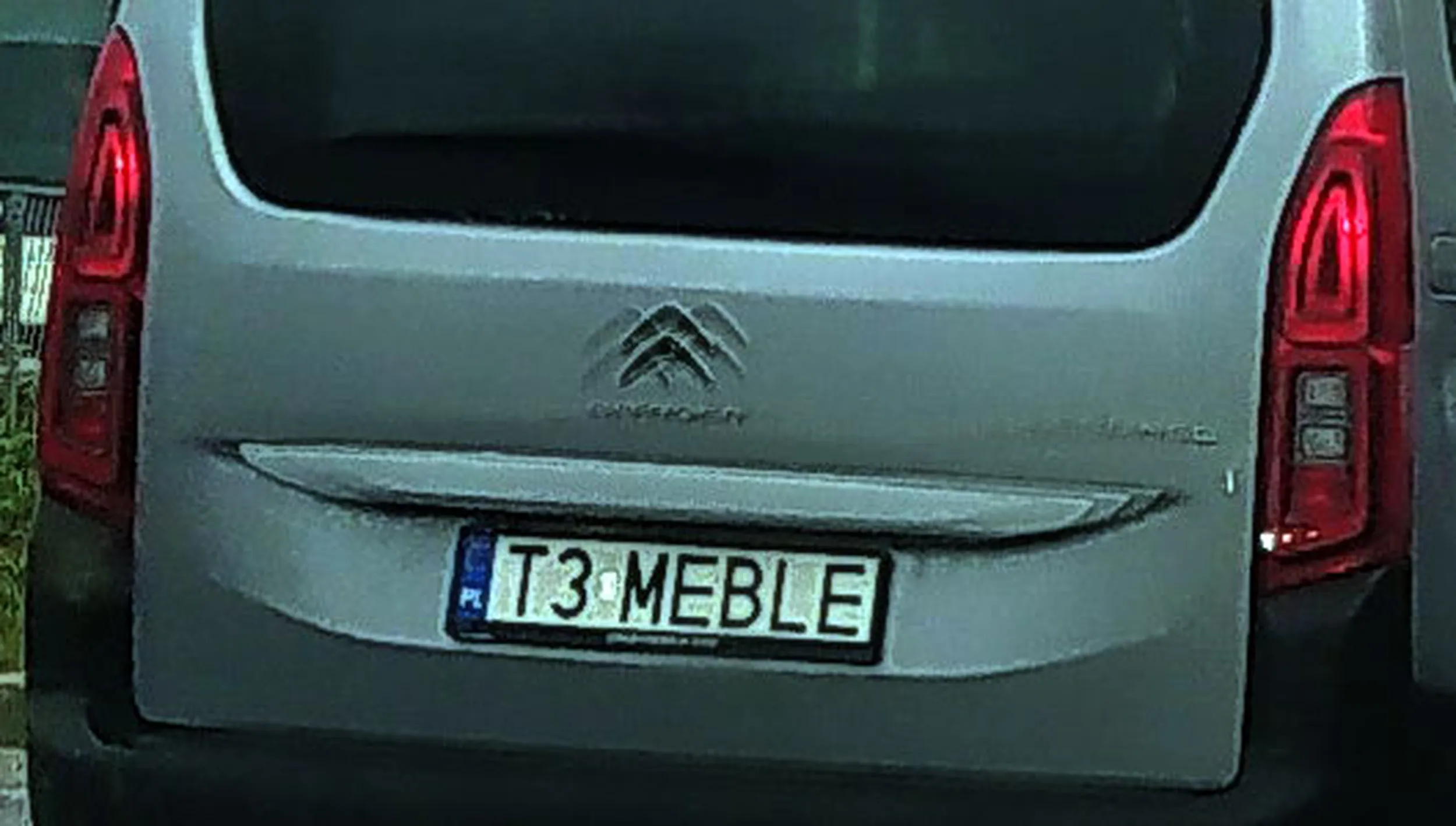 Fajny numer, blacha T3 MEBLE