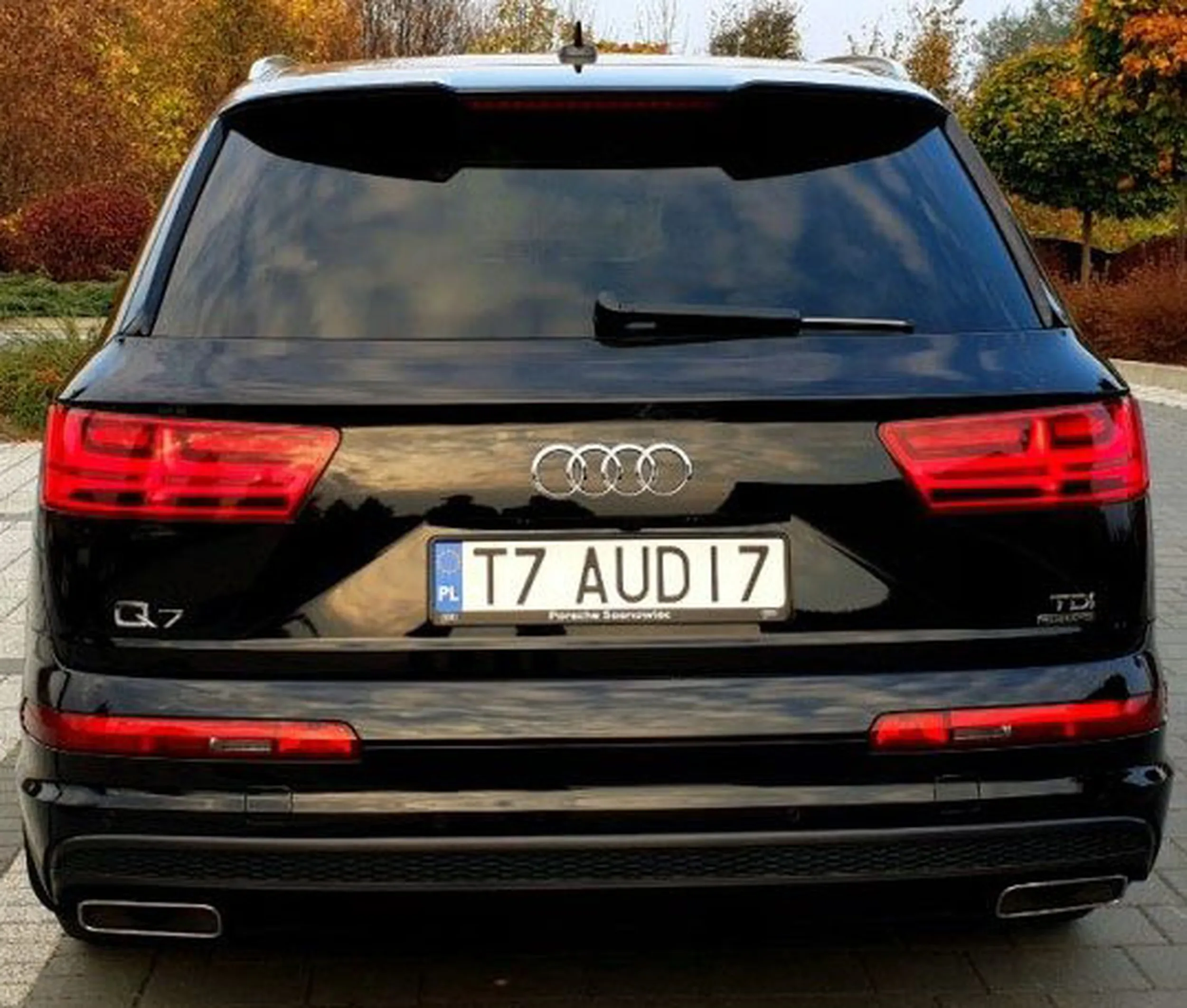 Fajny numer, blacha T7 AUDI7
