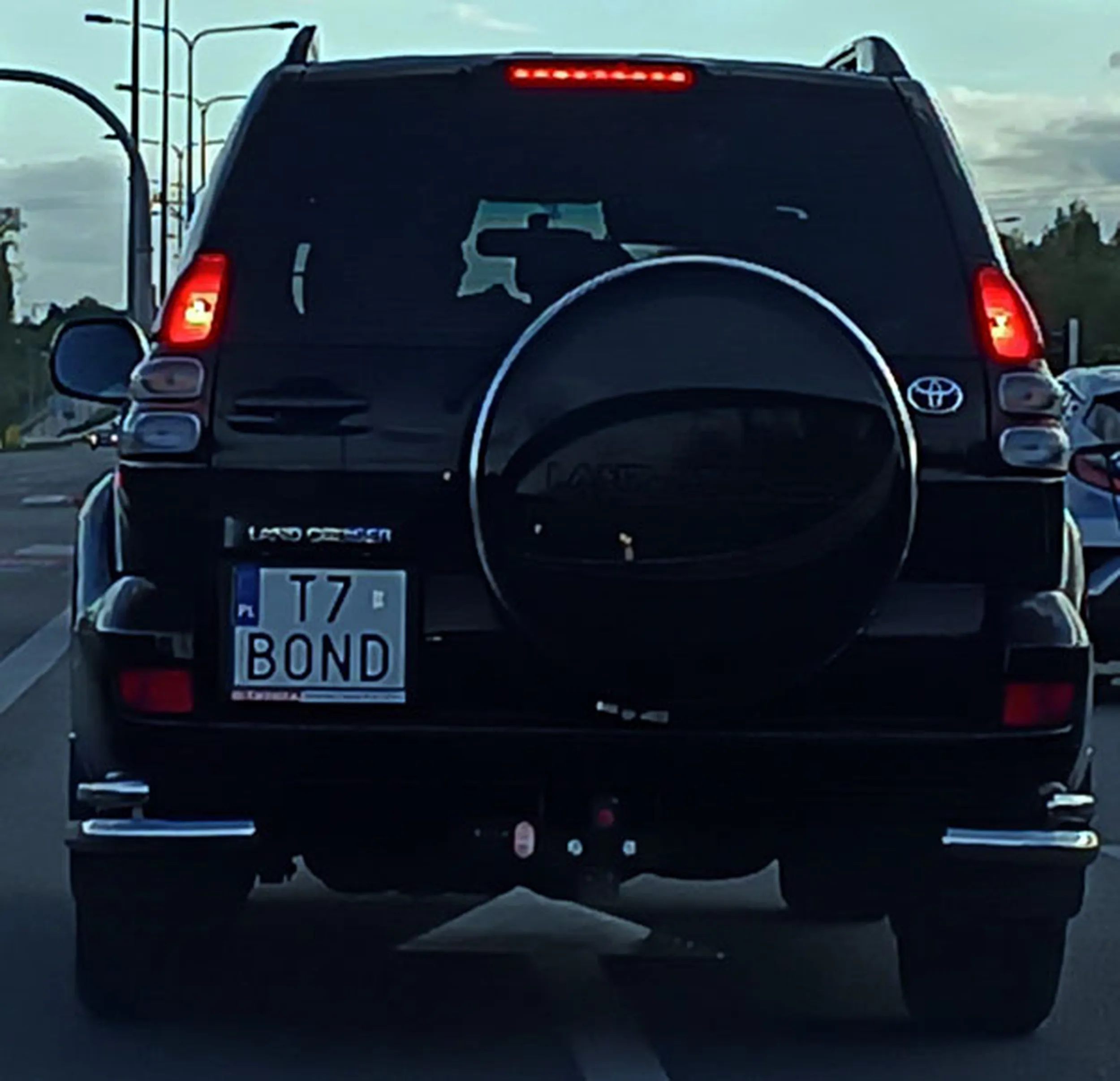 Fajny numer, blacha T7 BOND