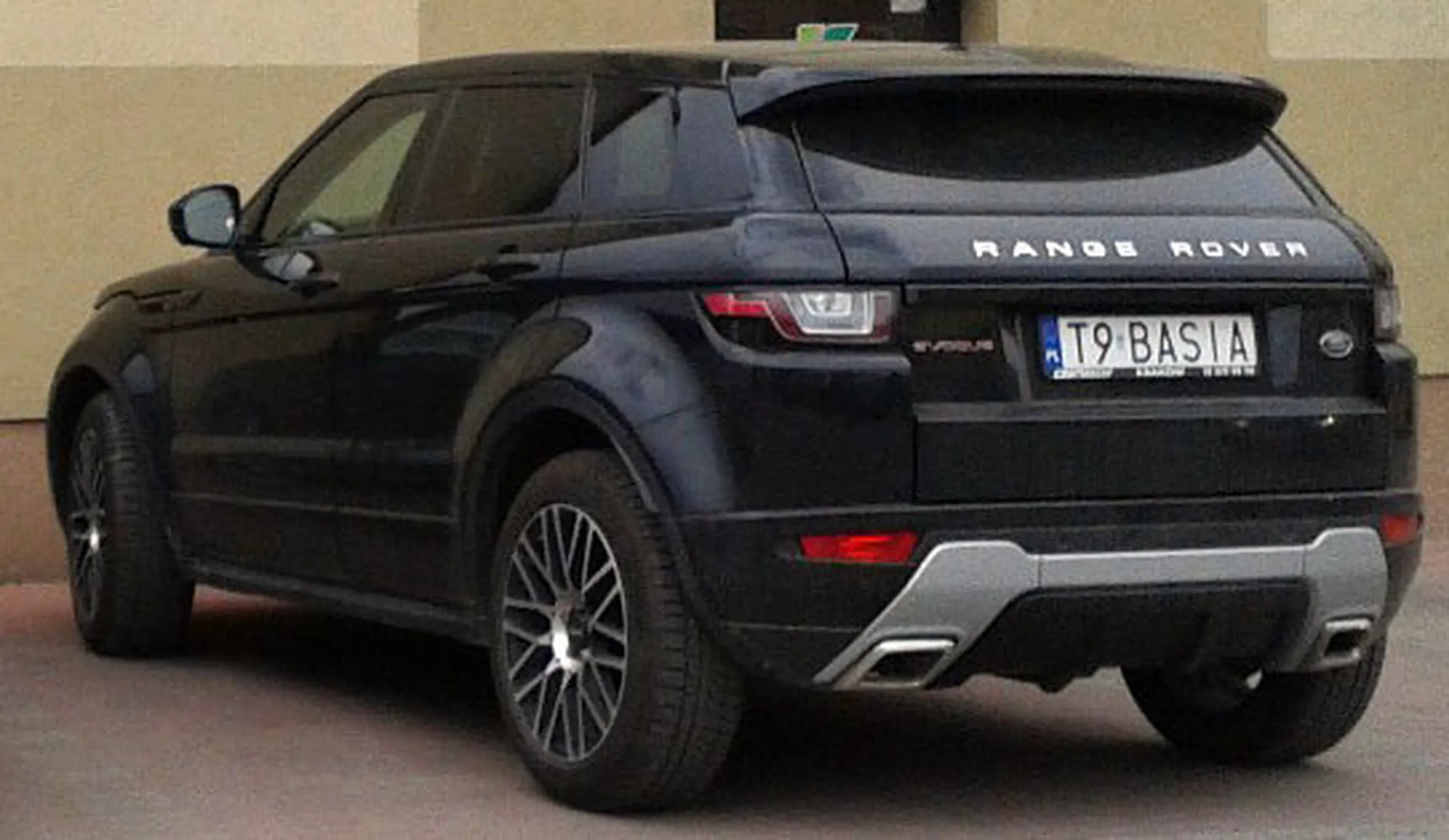 Fajny numer, blacha T9 BASIA