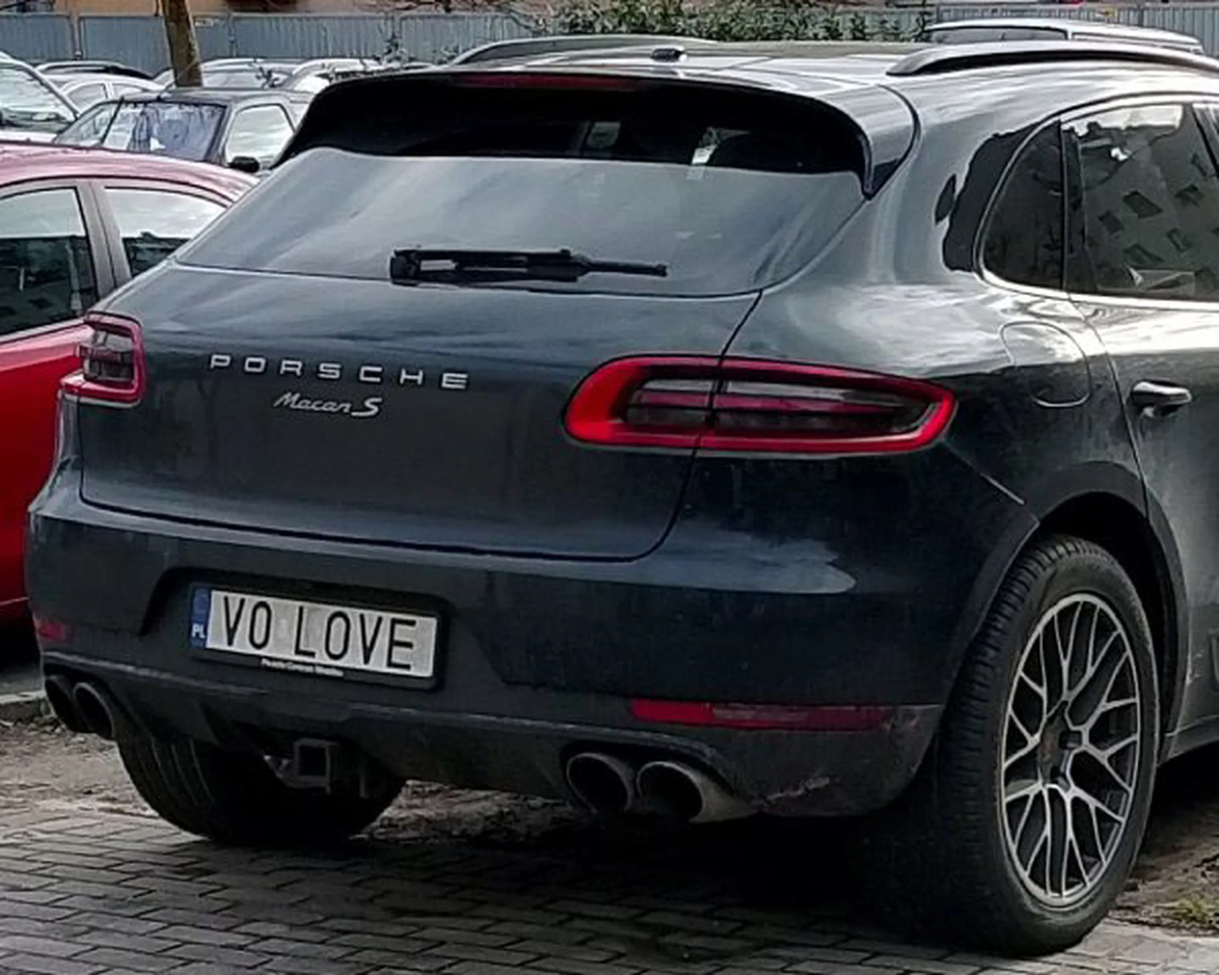 Fajny numer, blacha V0 LOVE