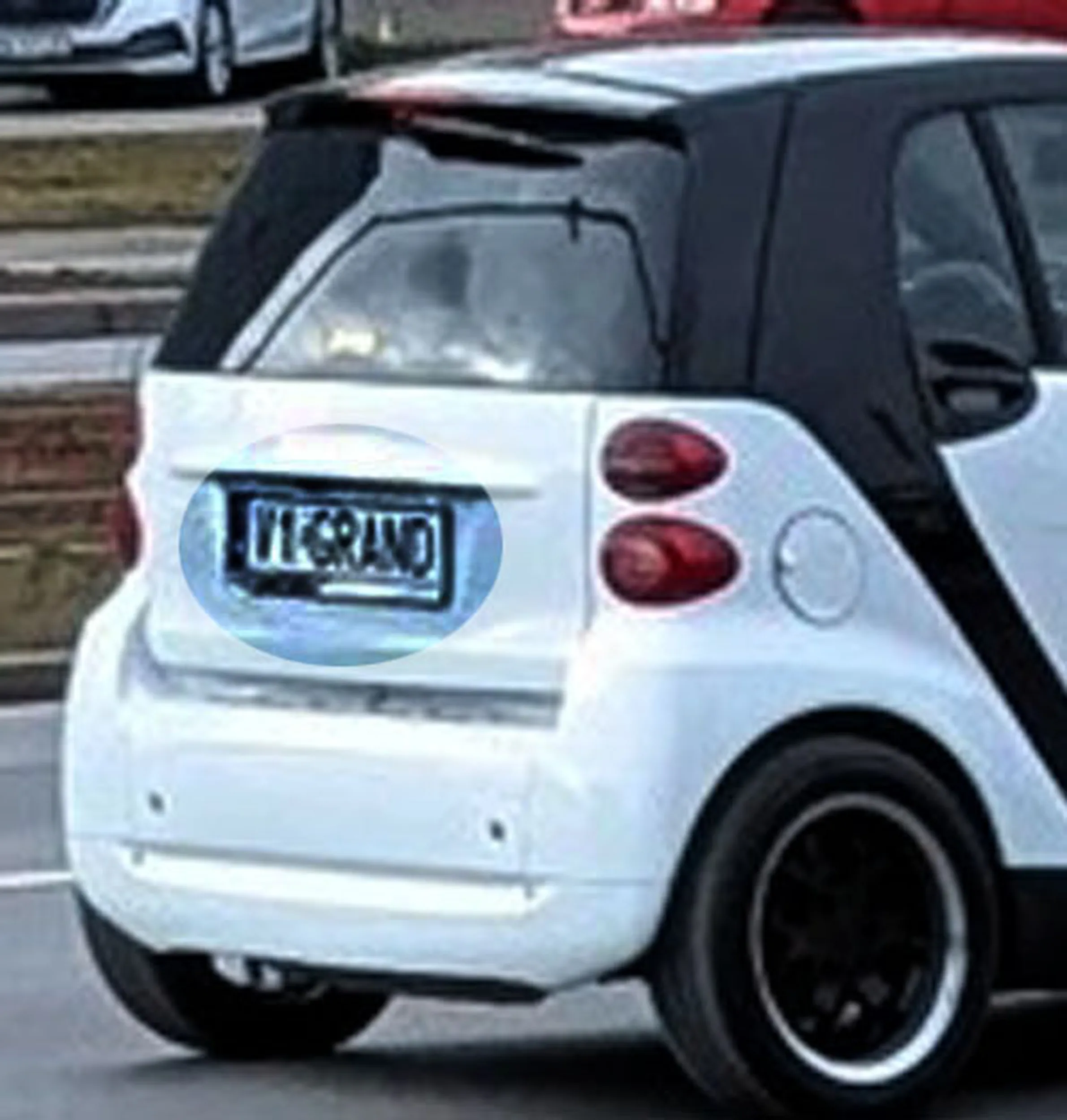 Fajny numer, blacha V1 GRAND