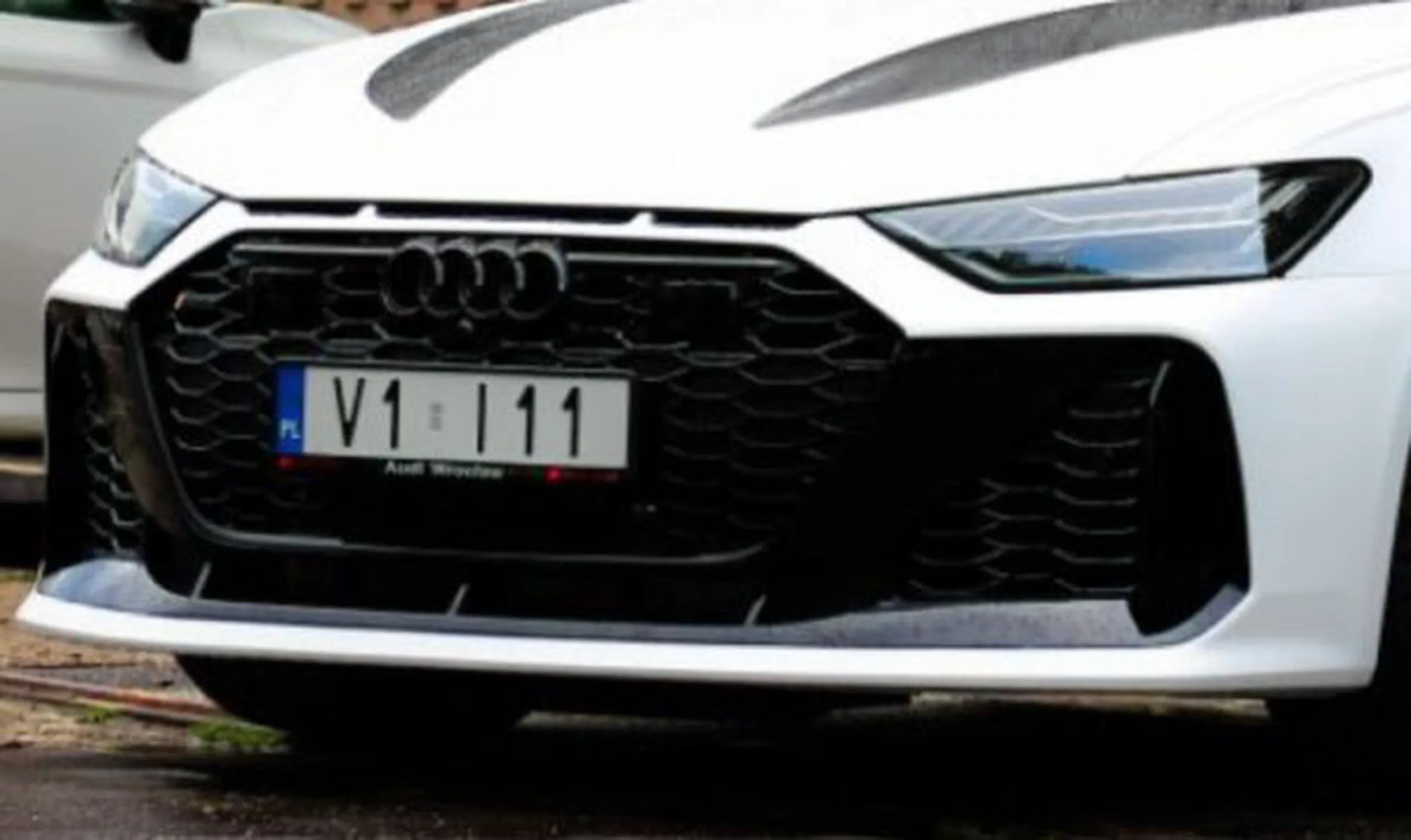 Fajny numer, blacha V1 I11