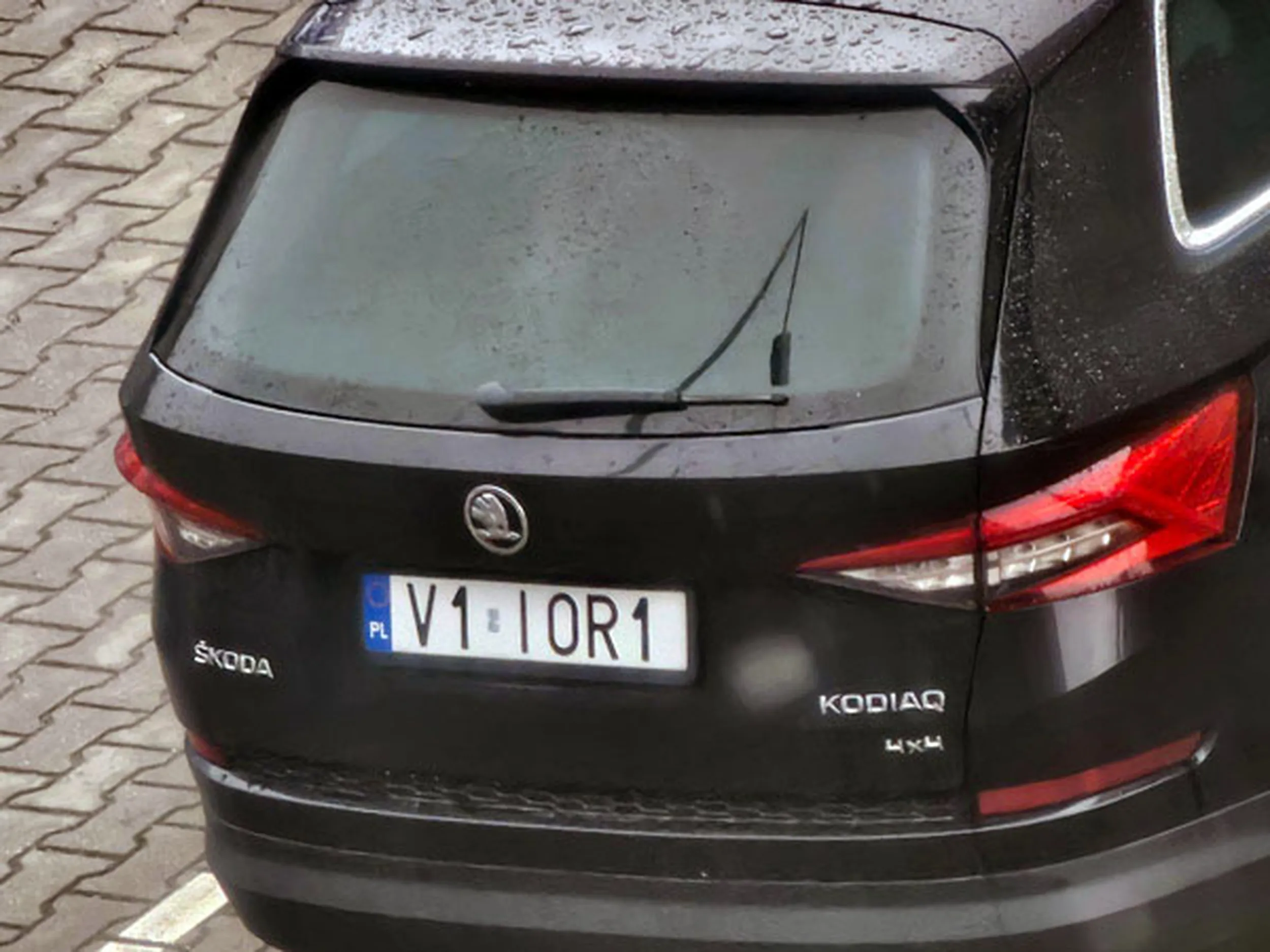 Fajny numer, blacha V1 IOR1