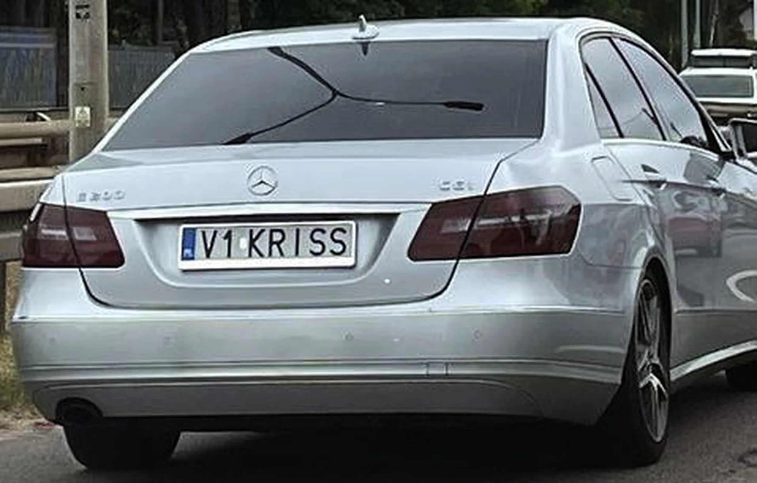 Fajny numer, blacha V1 KRISS