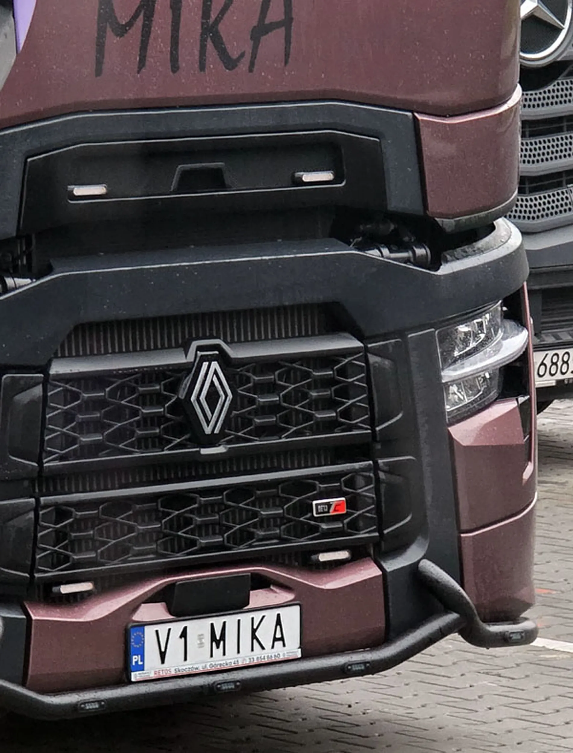 Fajny numer, blacha V1 MIKA