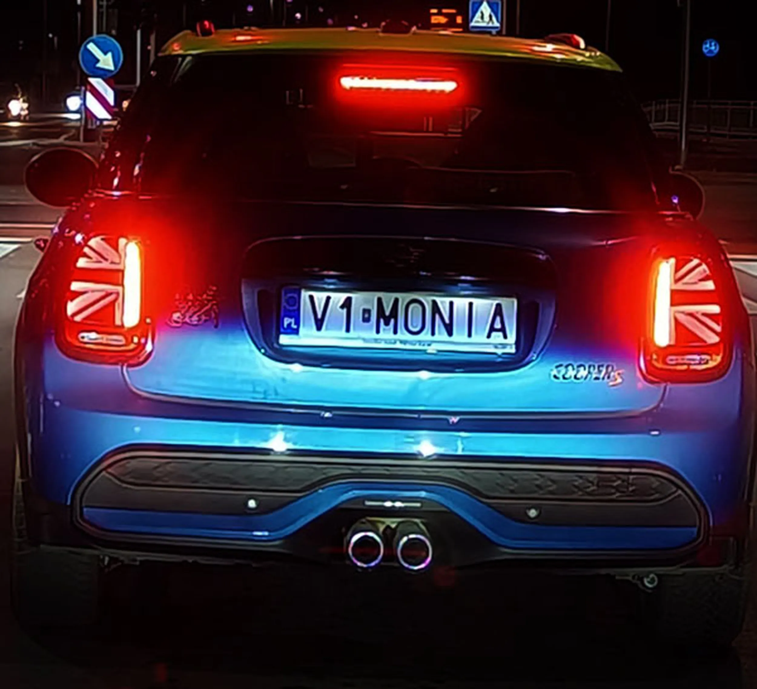 Fajny numer, blacha V1 MONIA