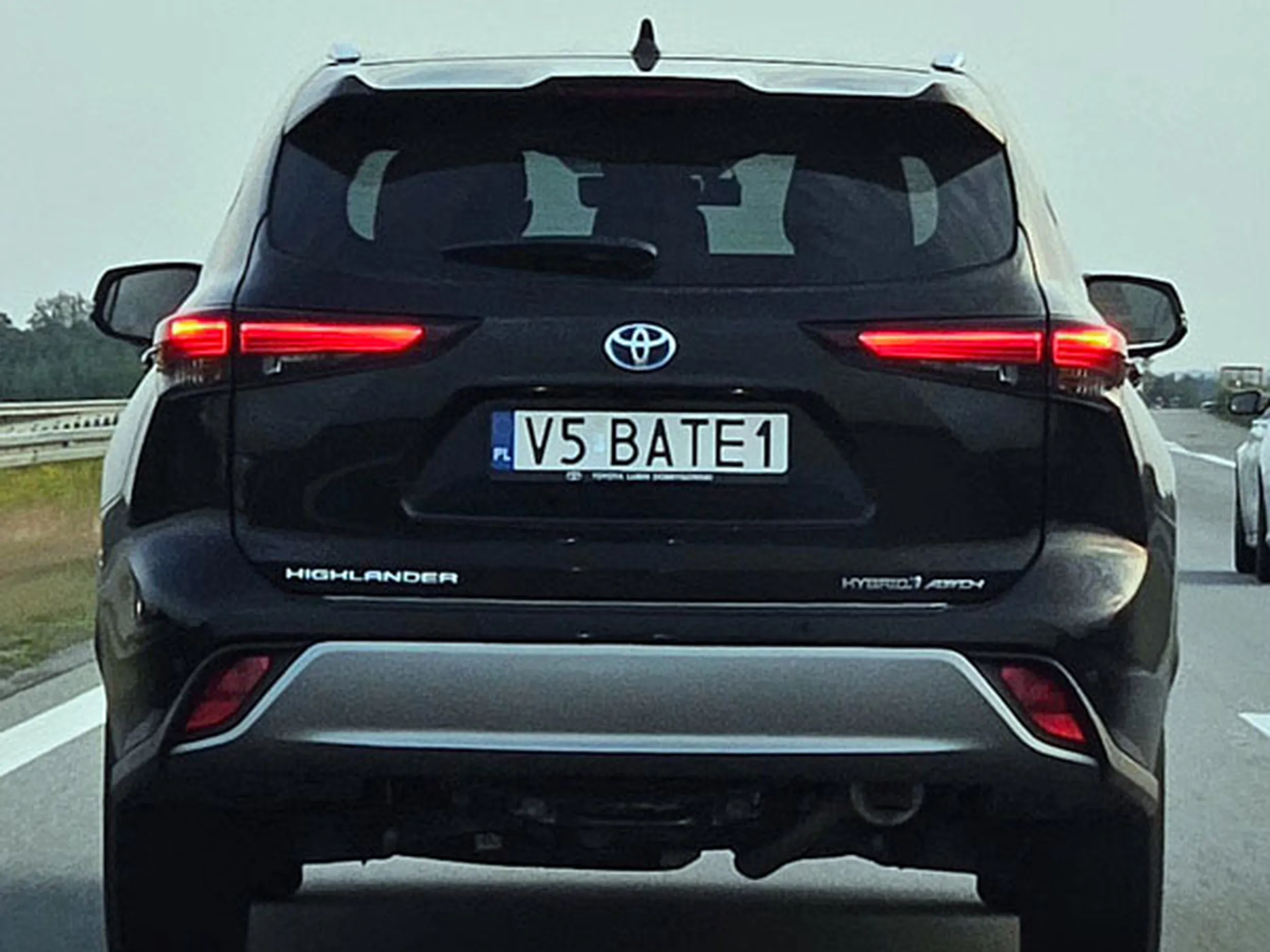 Fajny numer, blacha V5 BATE1