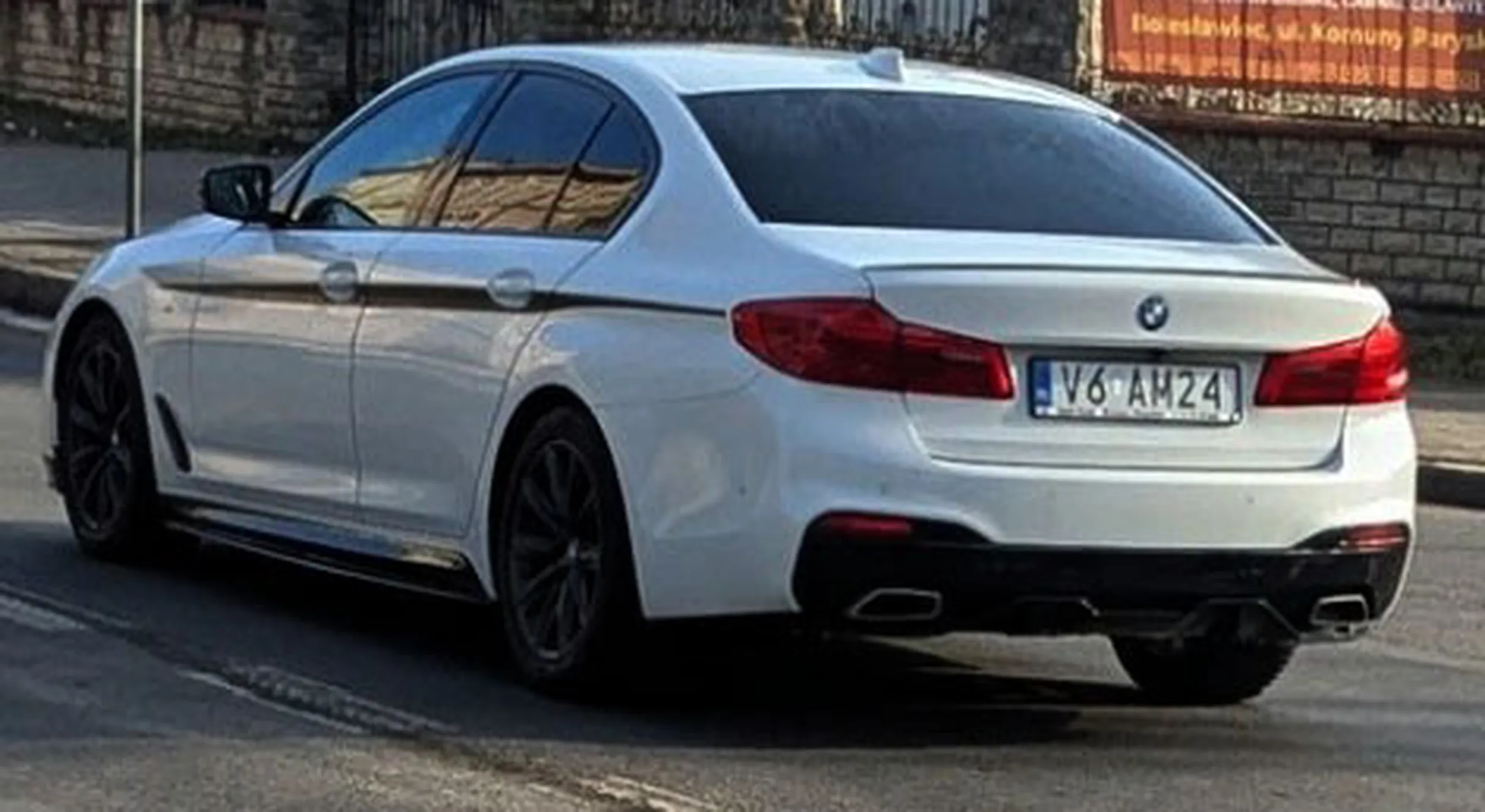 Fajny numer, blacha V6 AM24