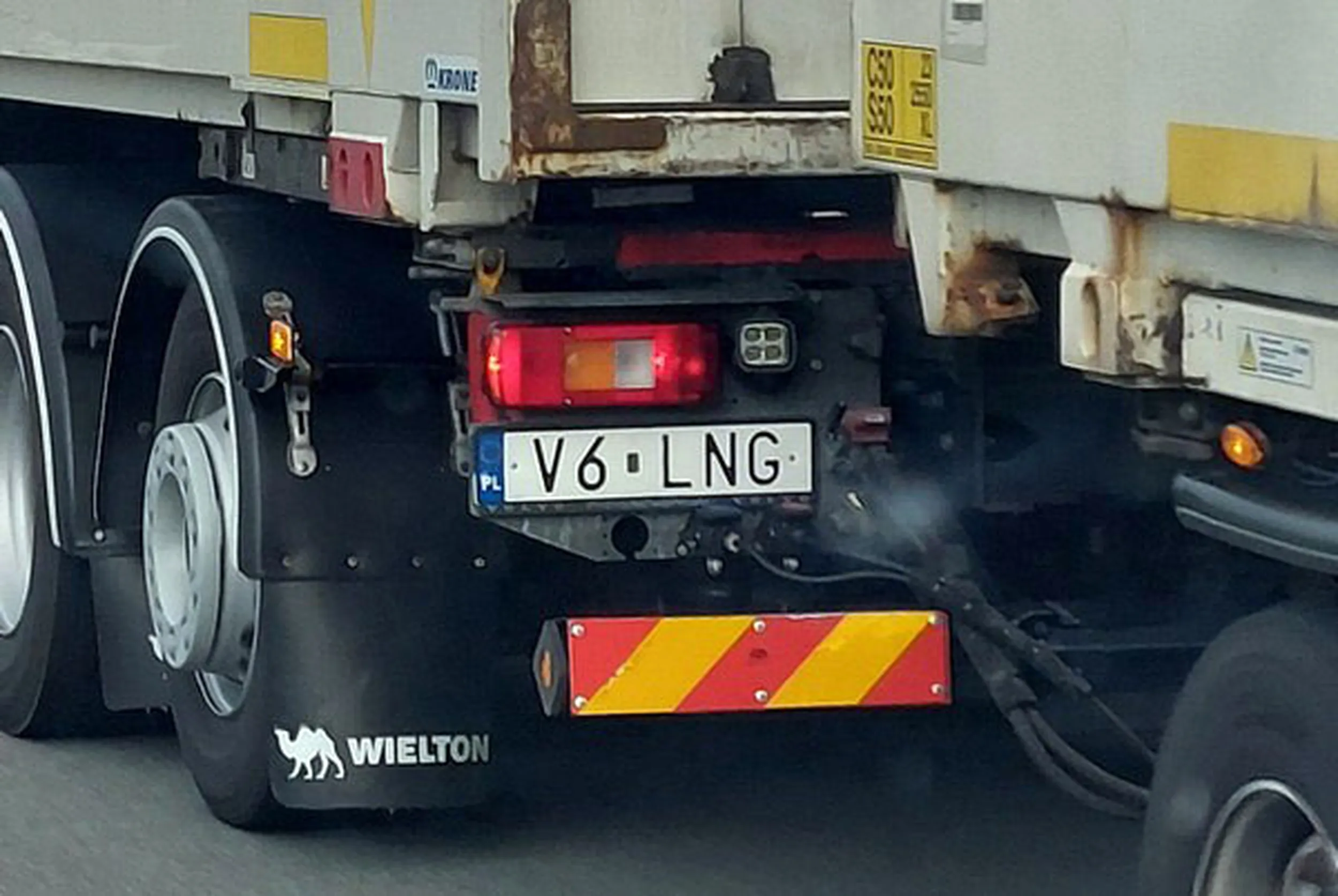 Fajny numer, blacha V6 LNG