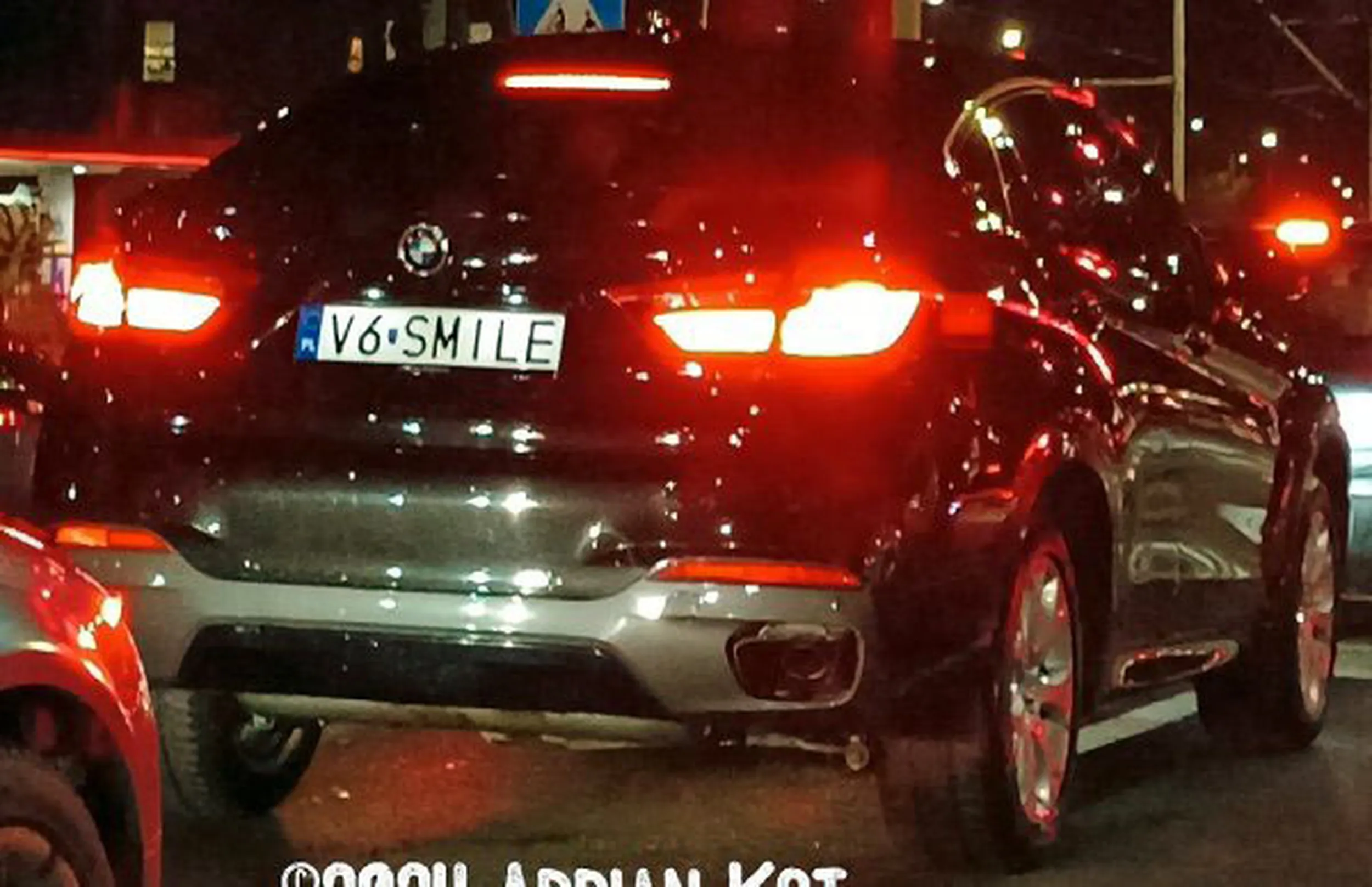 Fajny numer, blacha V6 SMILE