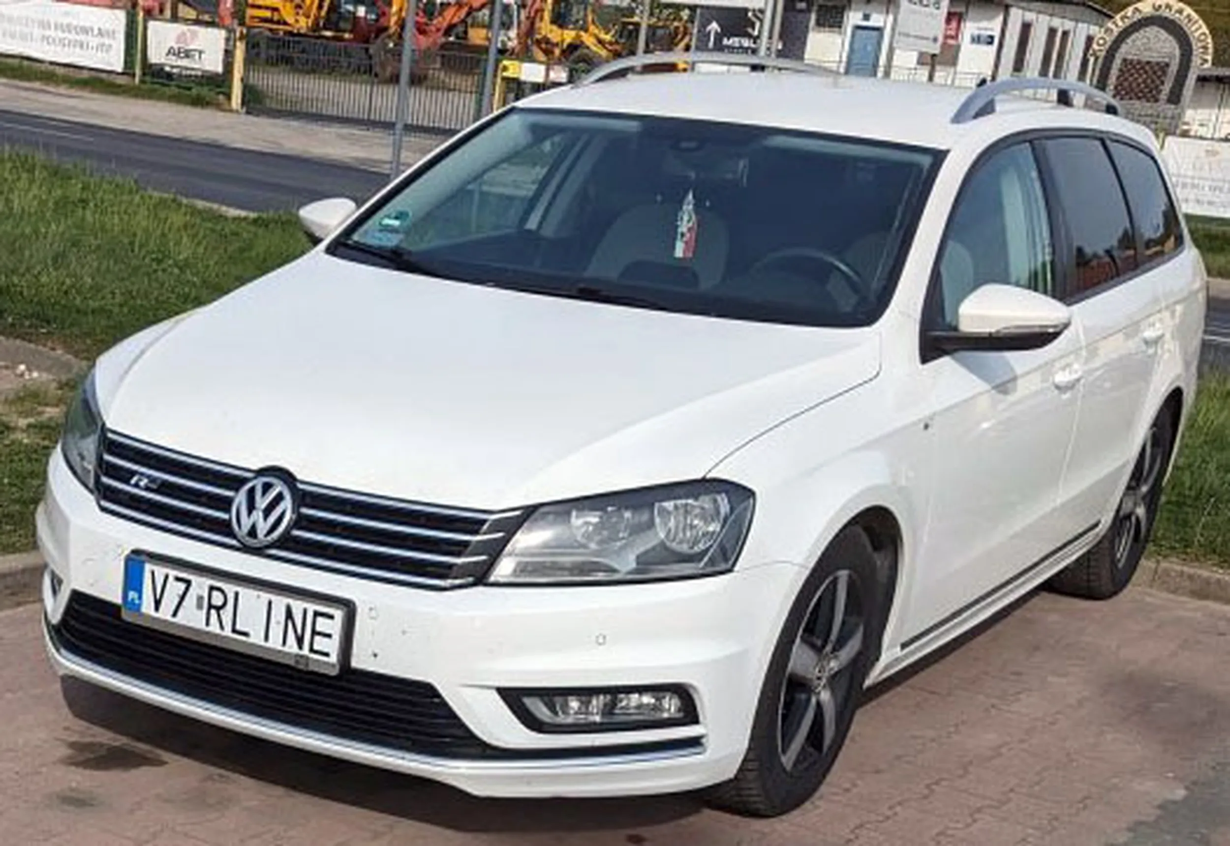 Fajny numer, blacha V7 RLINE