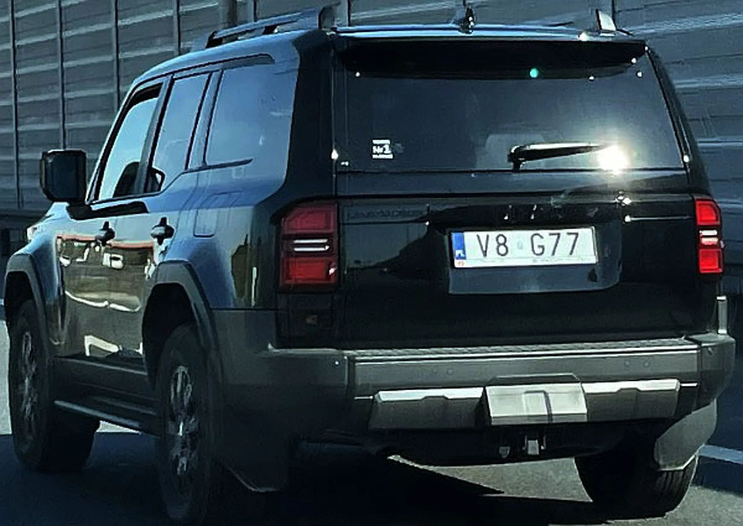 Fajny numer, blacha V8 G77