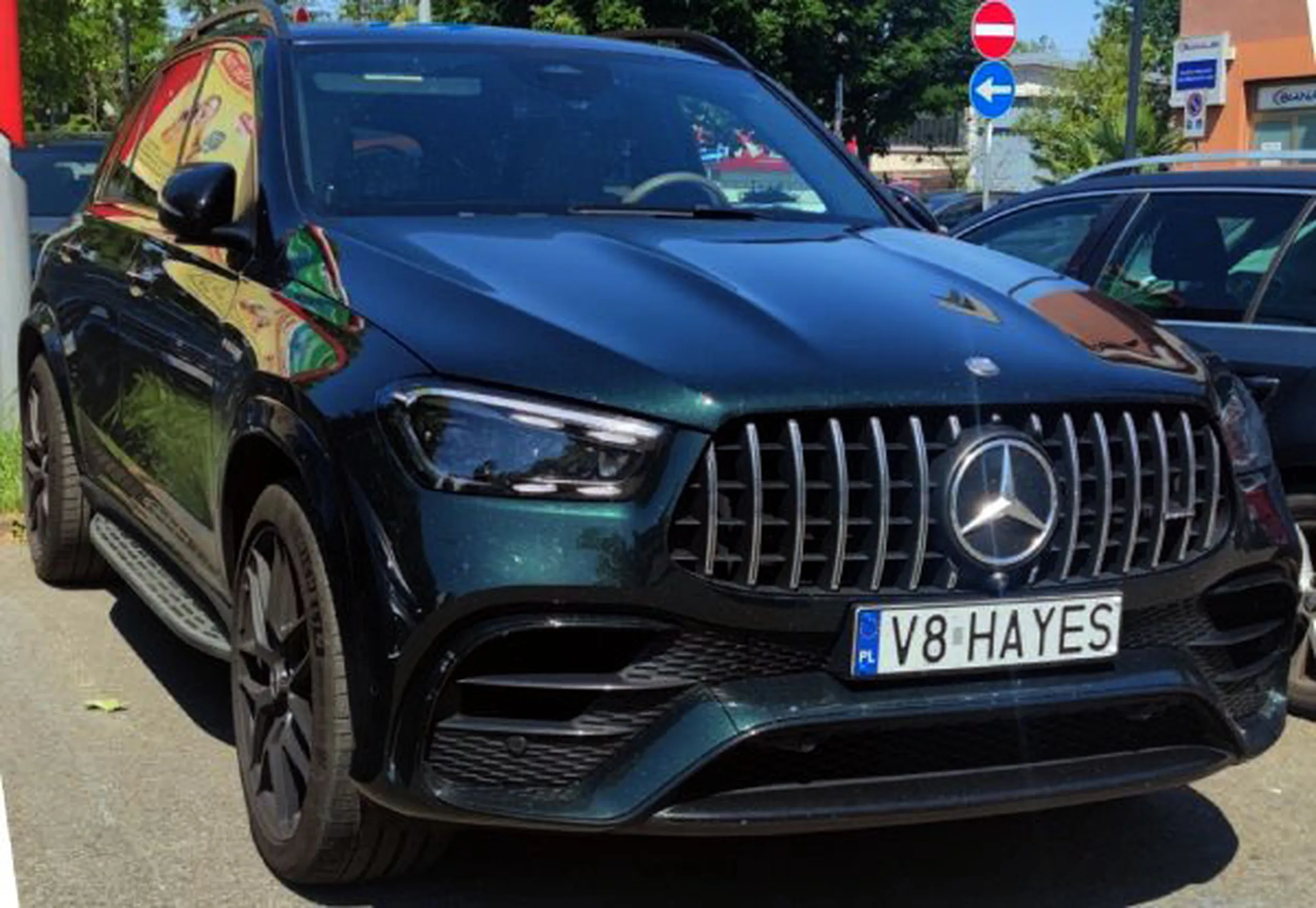 Fajny numer, blacha V8 HAYES