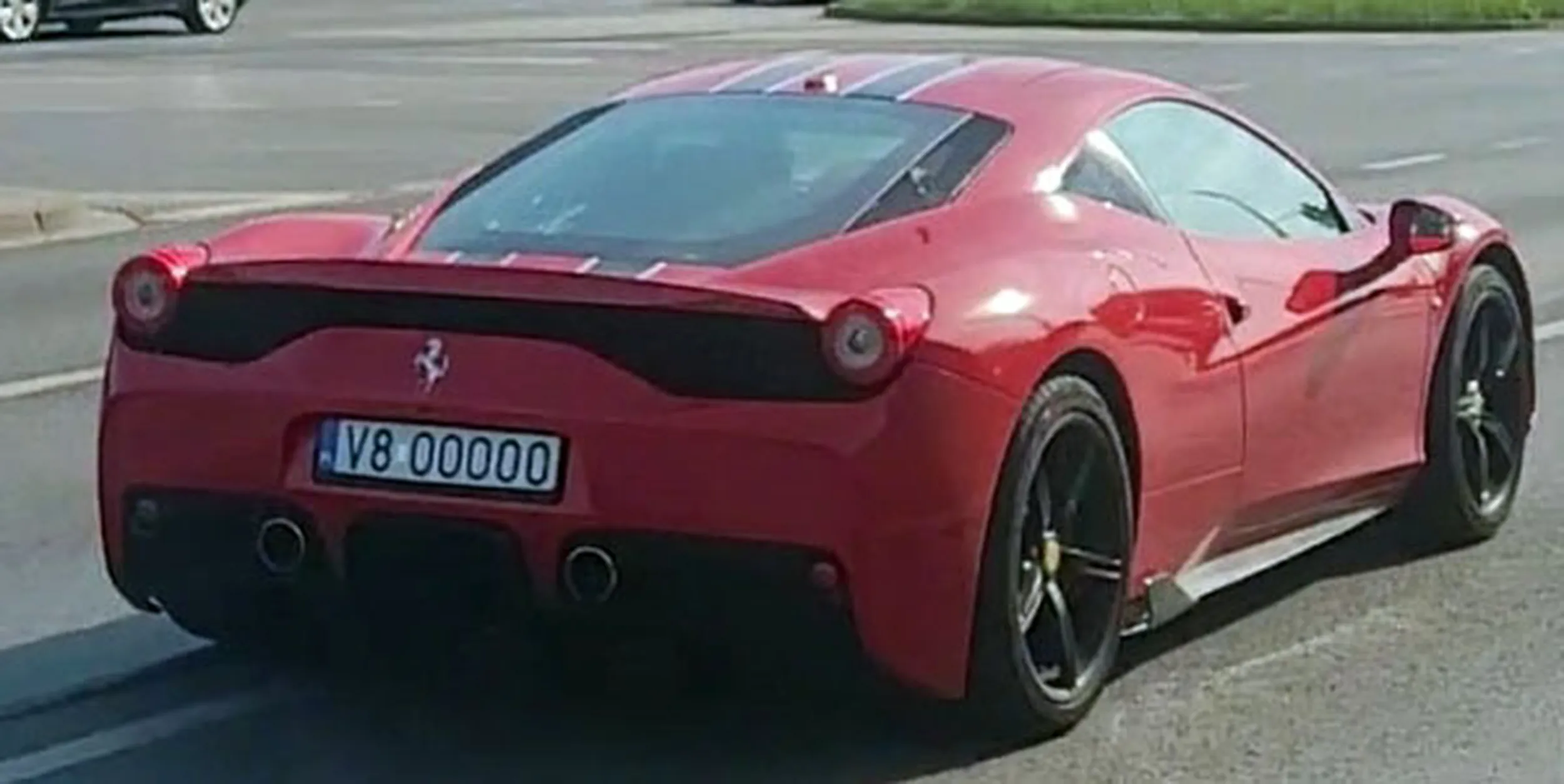 Fajny numer, blacha V8 OOO00