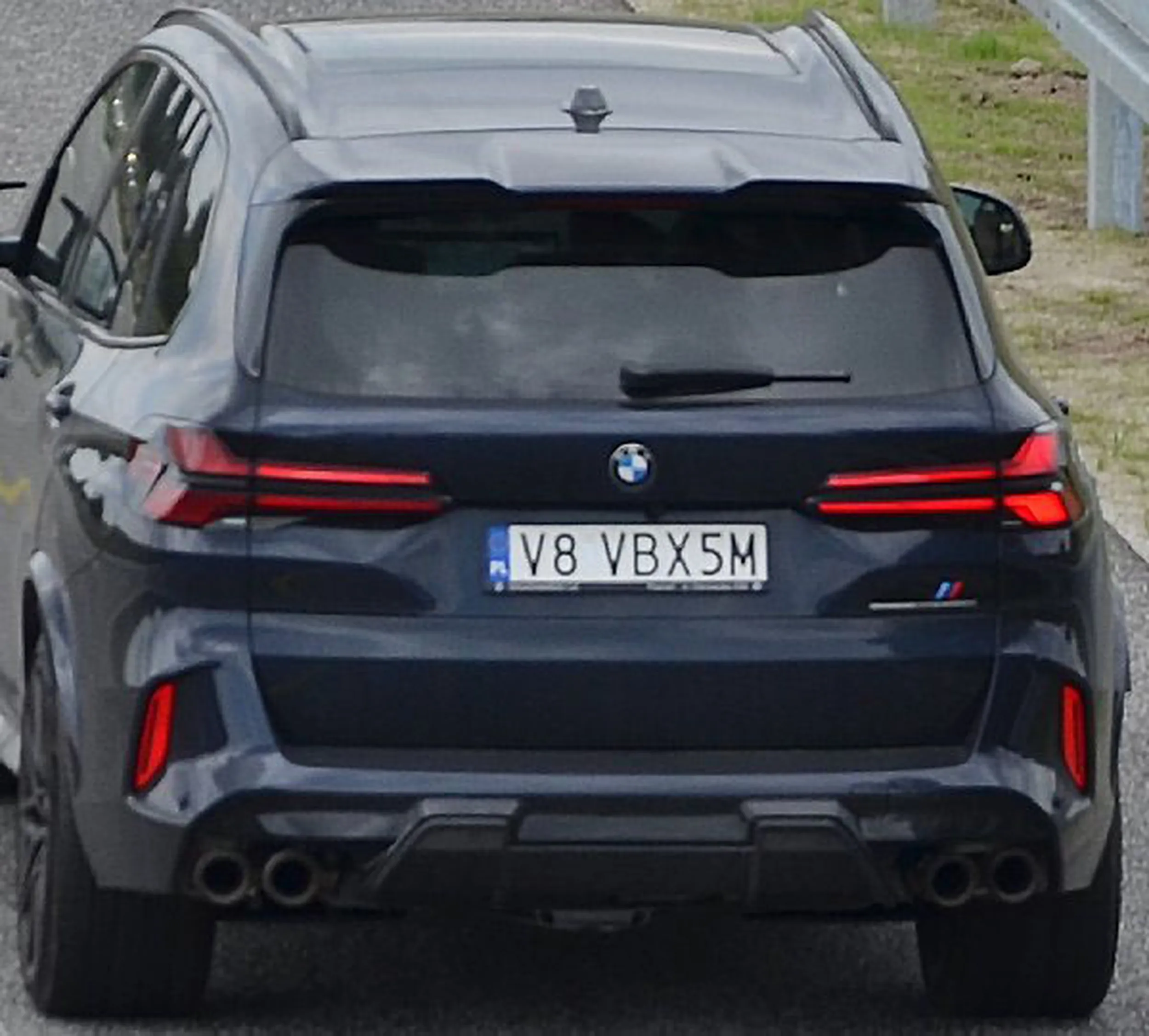 Fajny numer, blacha V8 VBX5M