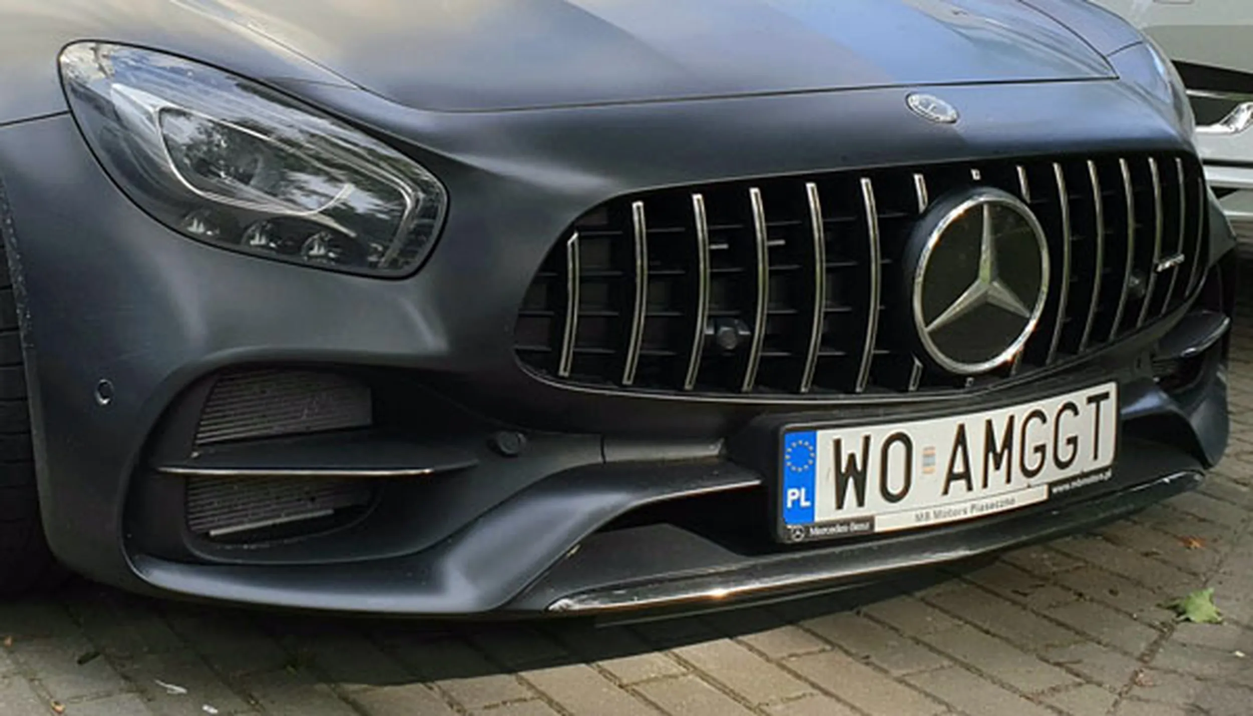 Fajny numer, blacha W0 AMGGT