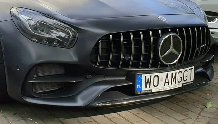 Fajny numer, blacha W0 AMGGT