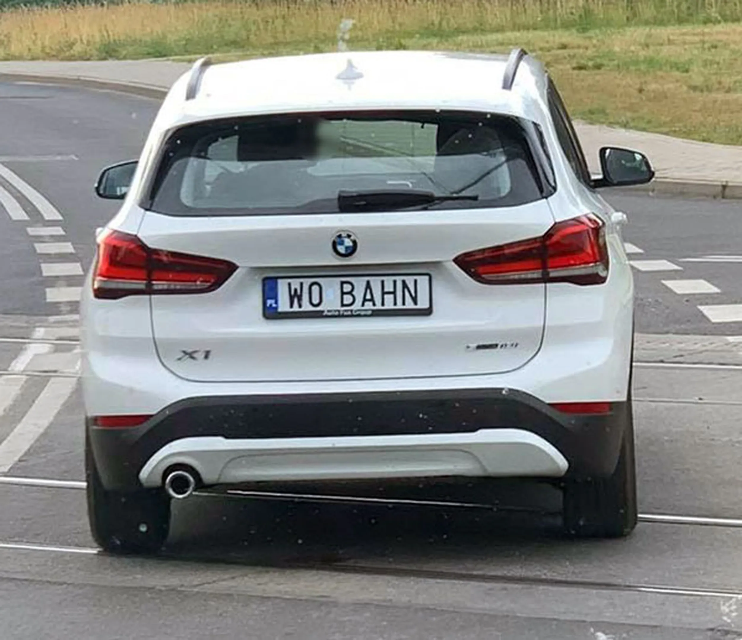 Fajny numer, blacha W0 BAHN