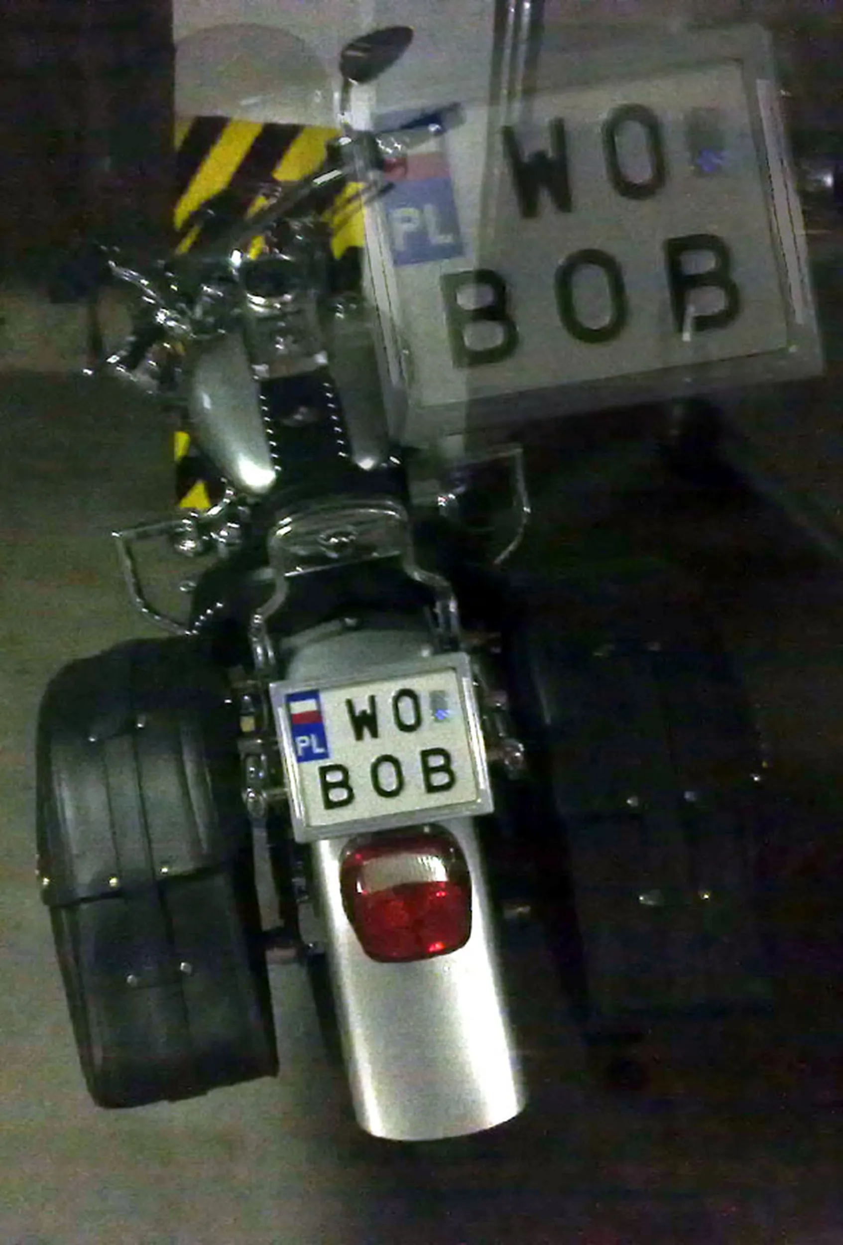 Fajny numer, blacha W0 BOB