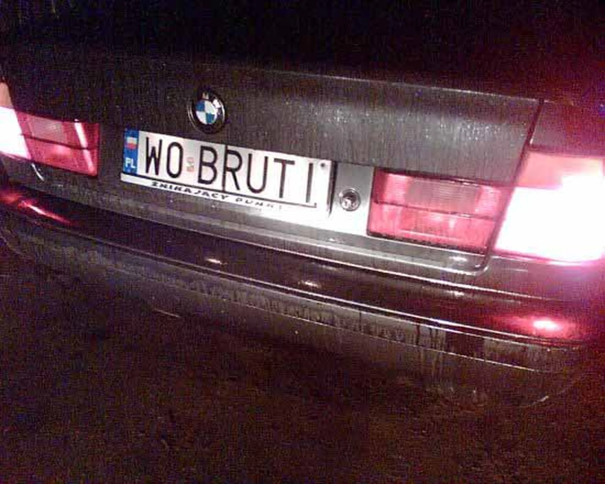 Fajny numer, blacha W0 BRUTI