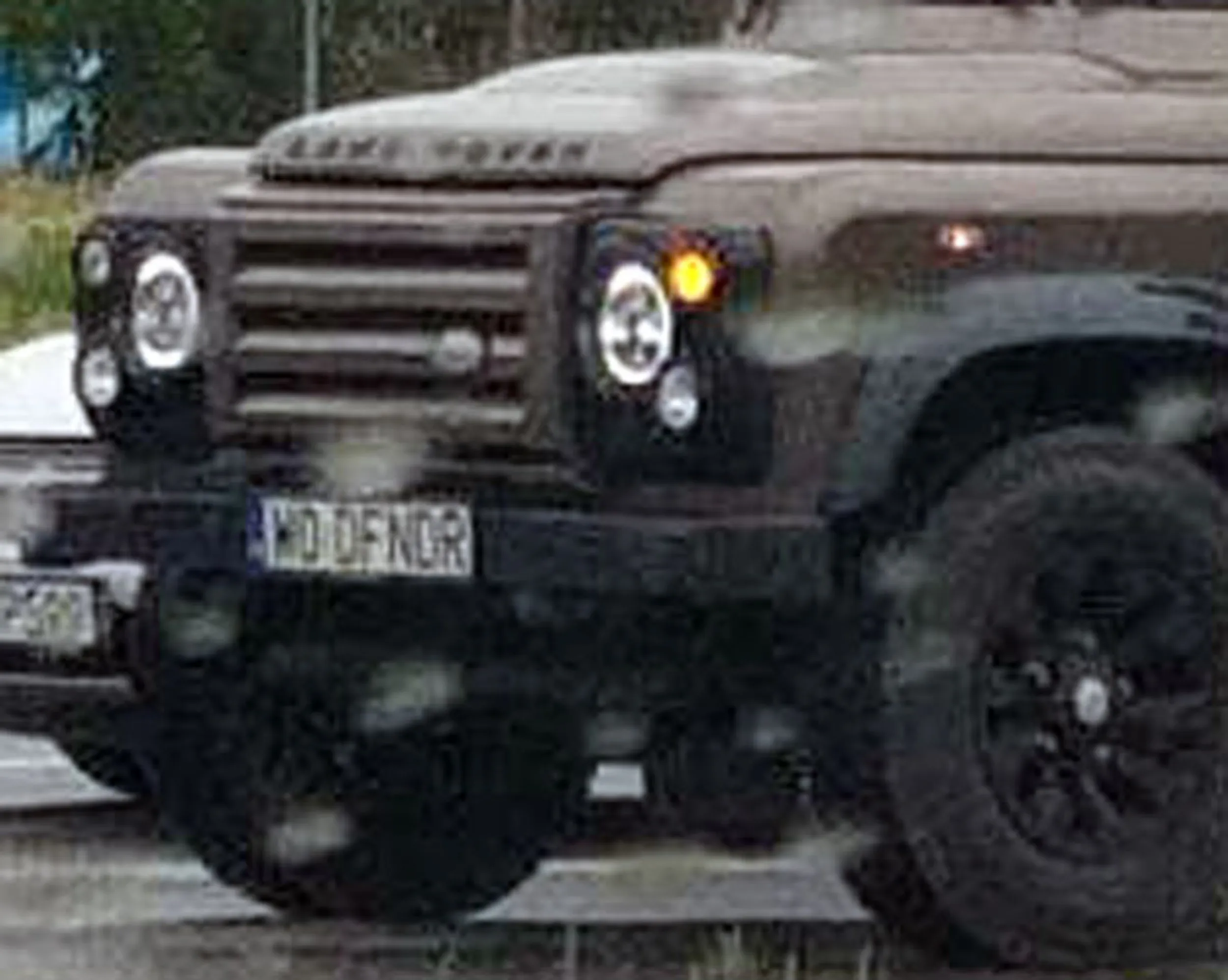 Fajny numer, blacha W0 DFNDR