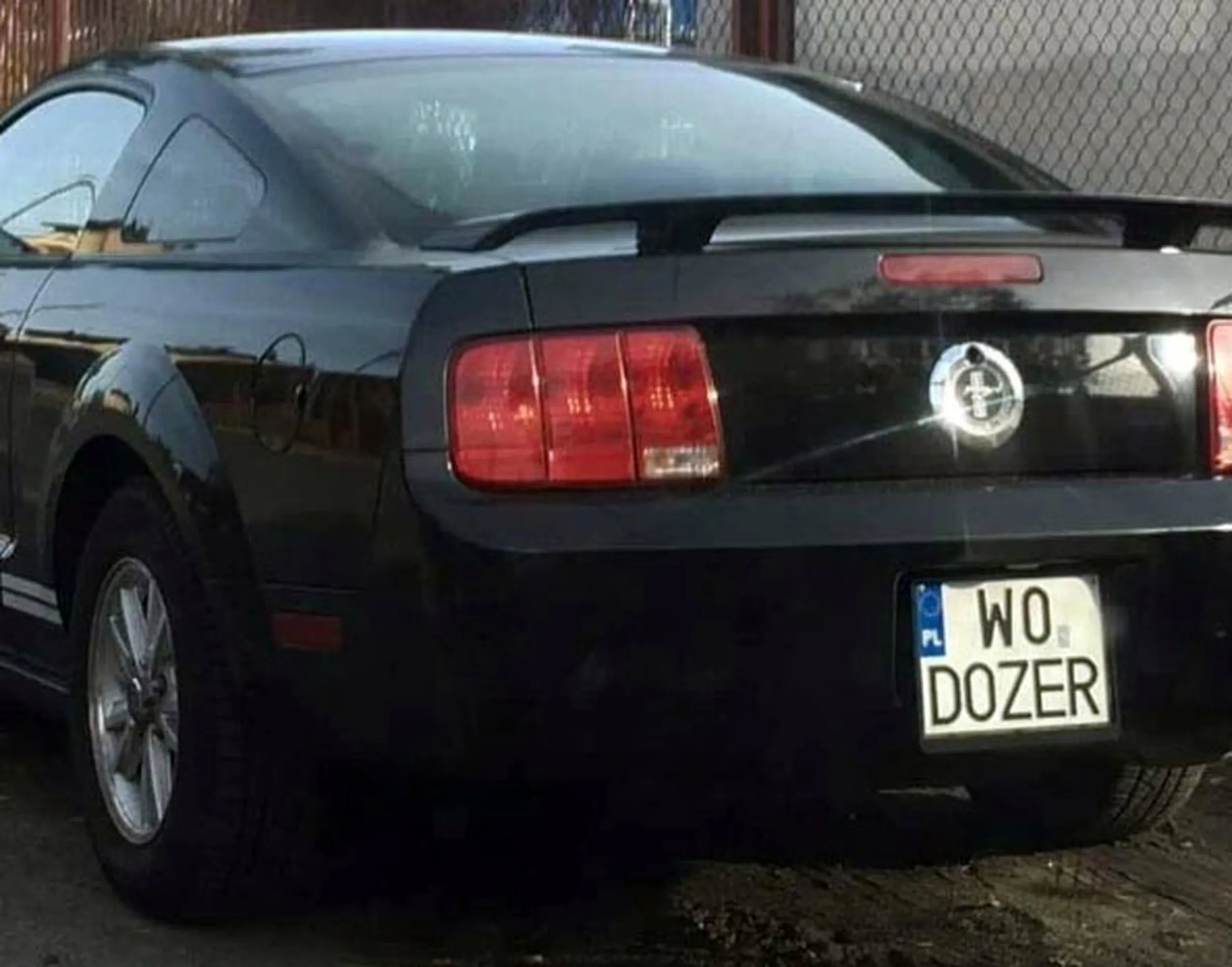 Fajny numer, blacha W0 DOZER