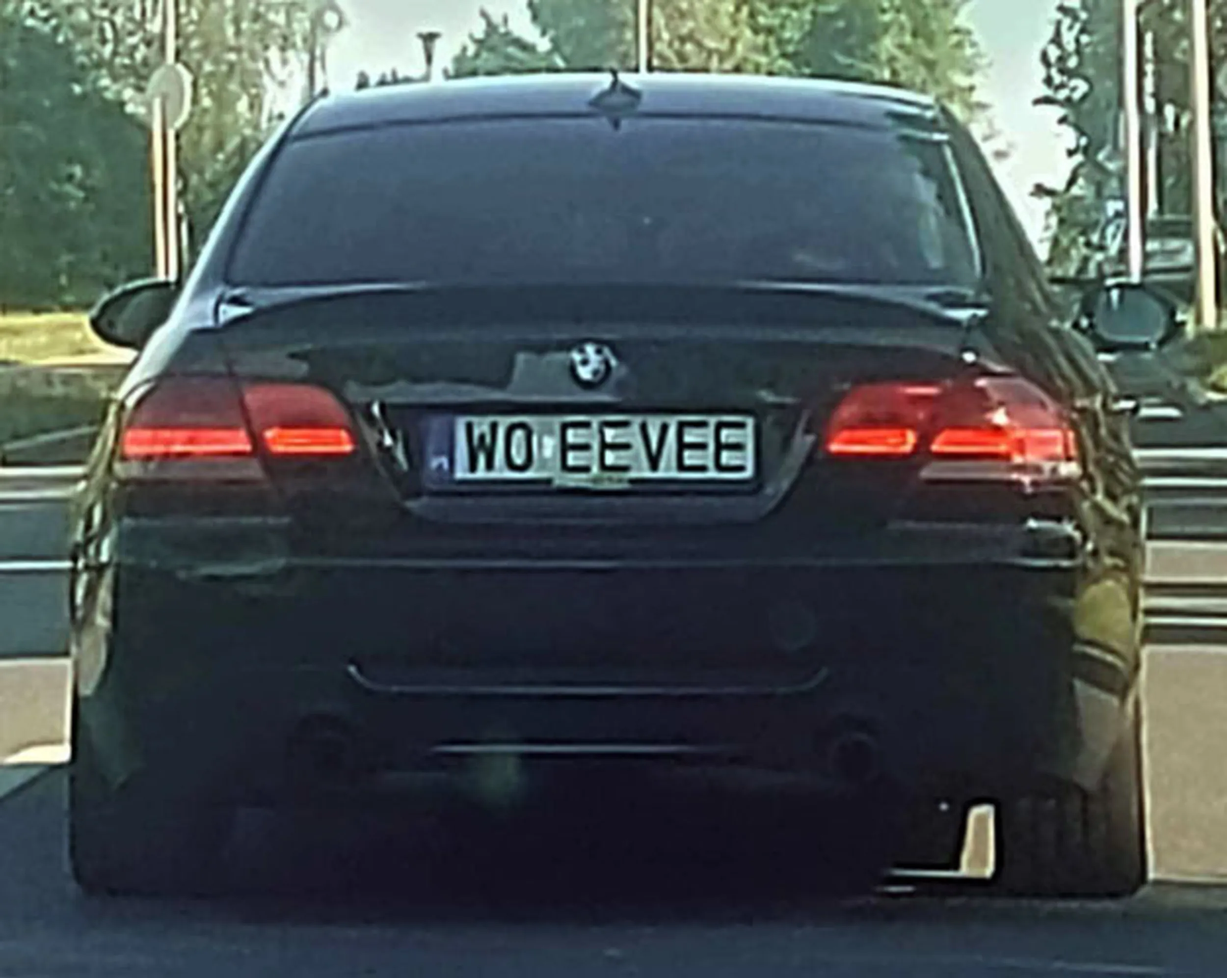 Fajny numer, blacha W0 EEVEE