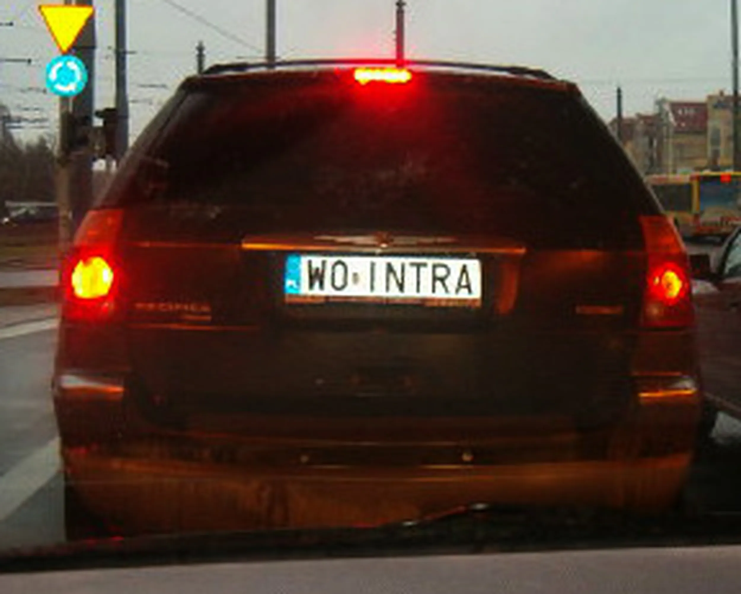 Fajny numer, blacha W0 INTRA