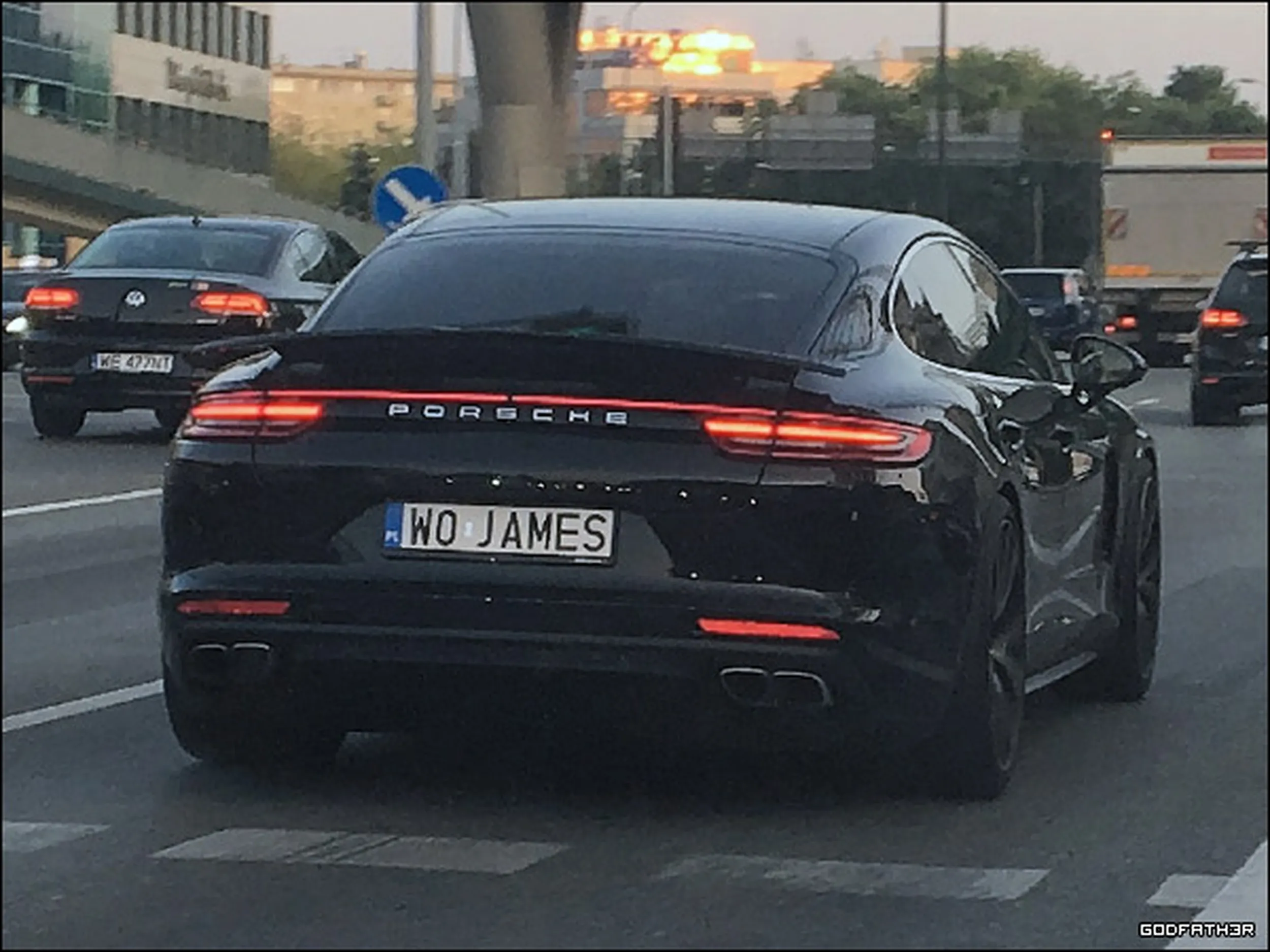 Fajny numer, blacha W0 JAMES