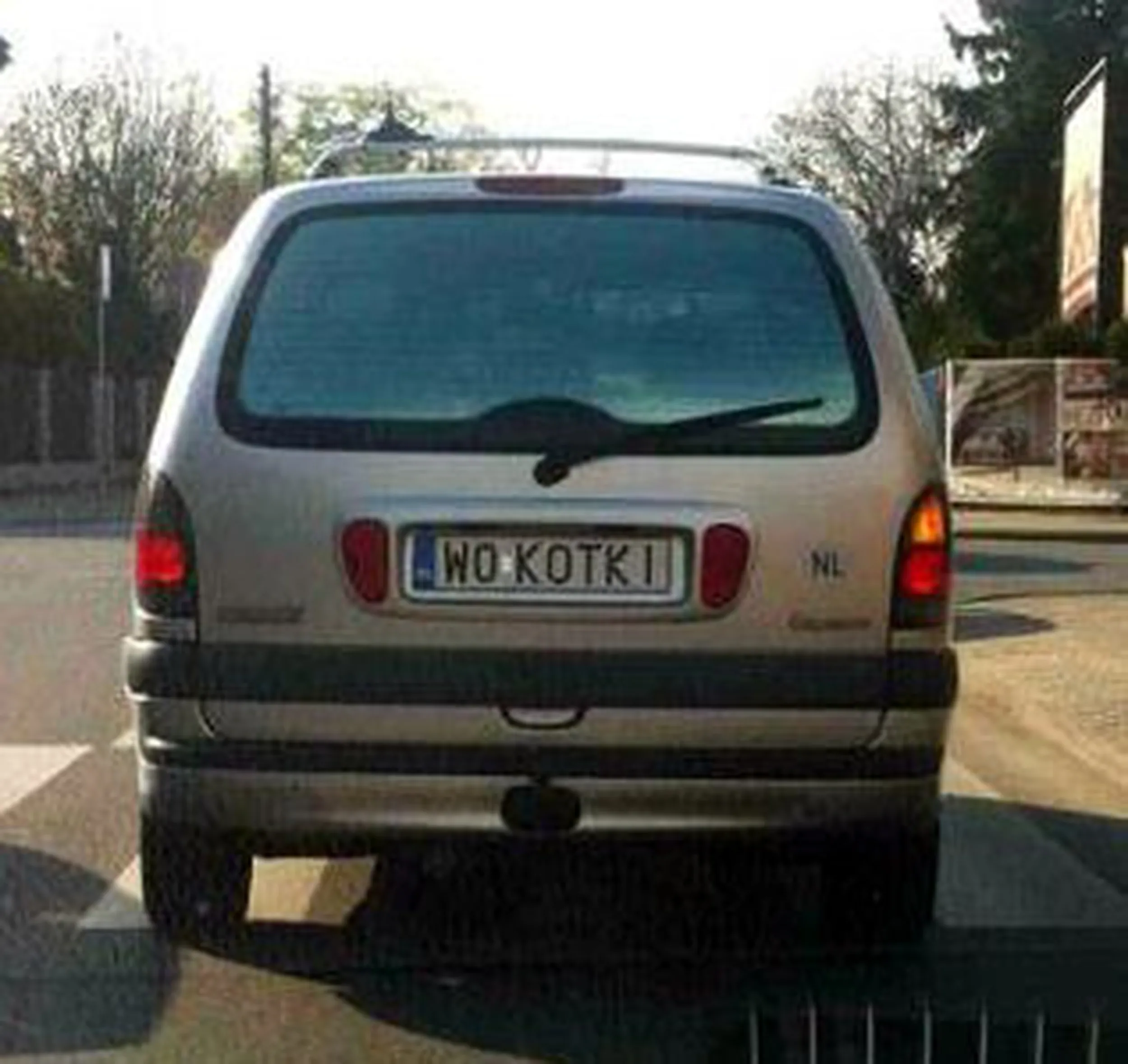 Fajny numer, blacha W0 KOTKI