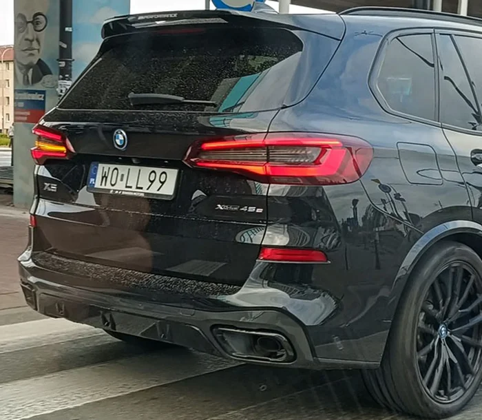 Fajny numer, blacha W0 LL99