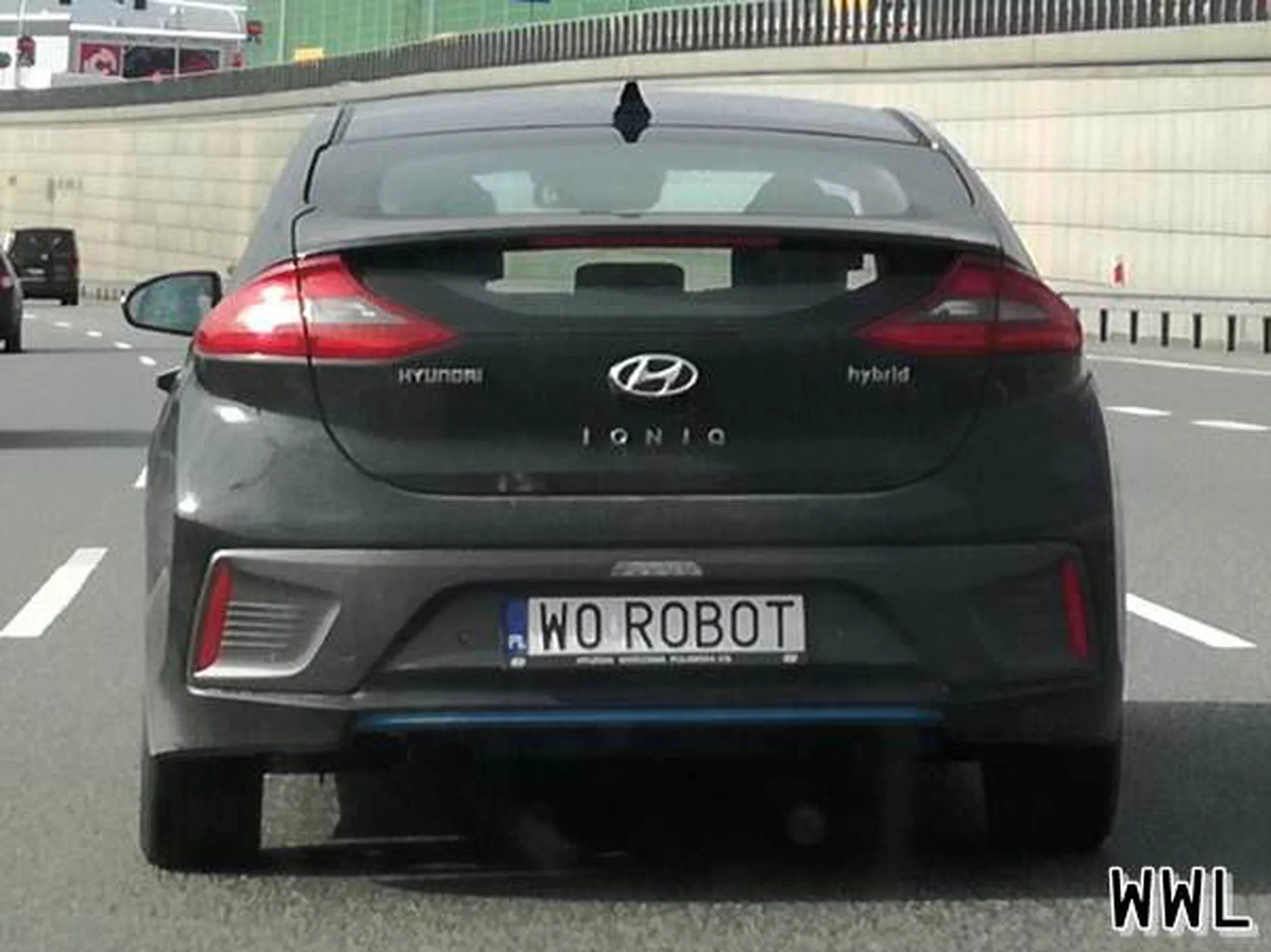 Fajny numer, blacha W0 ROBOT