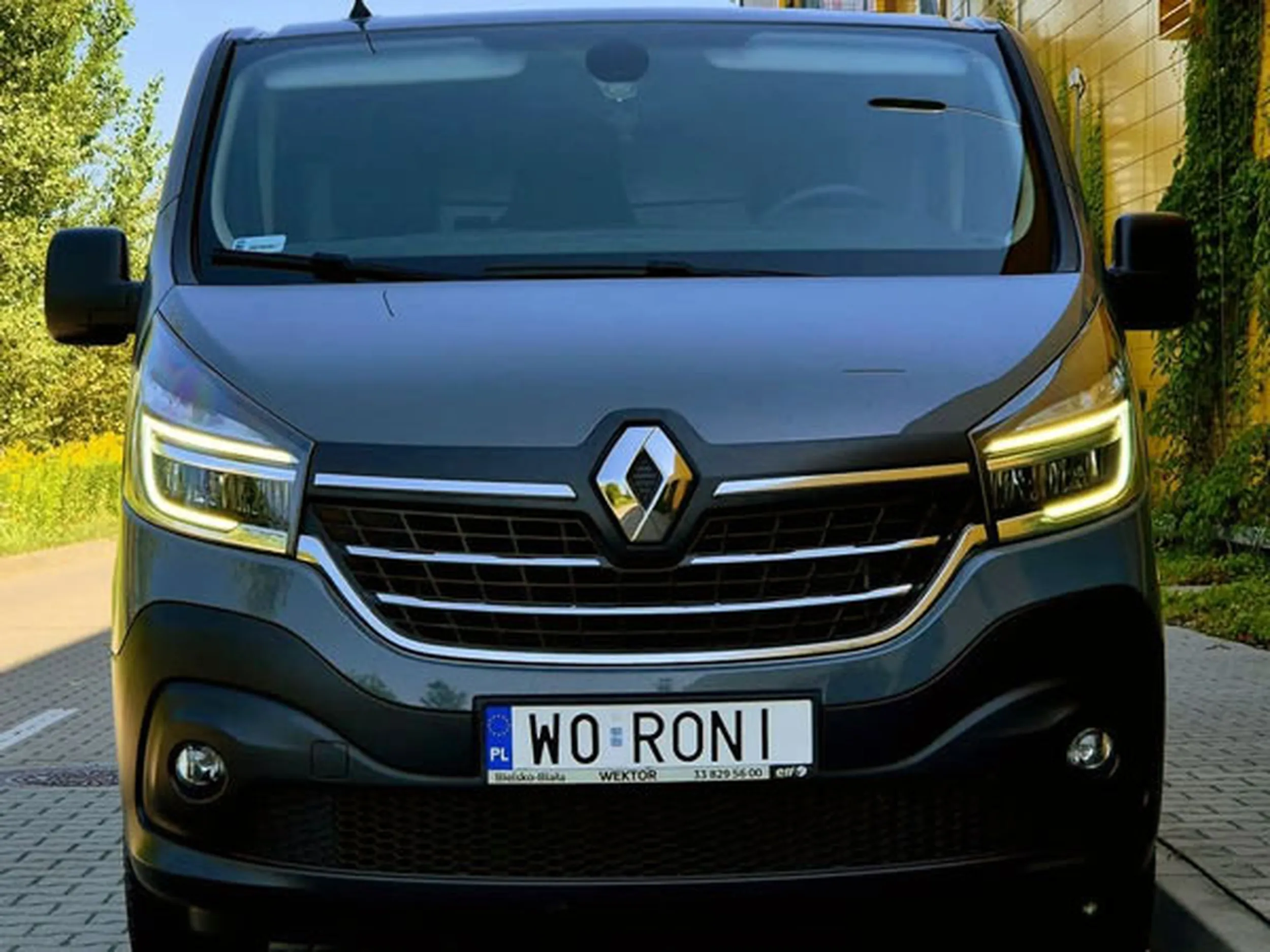 Fajny numer, blacha W0 RONI