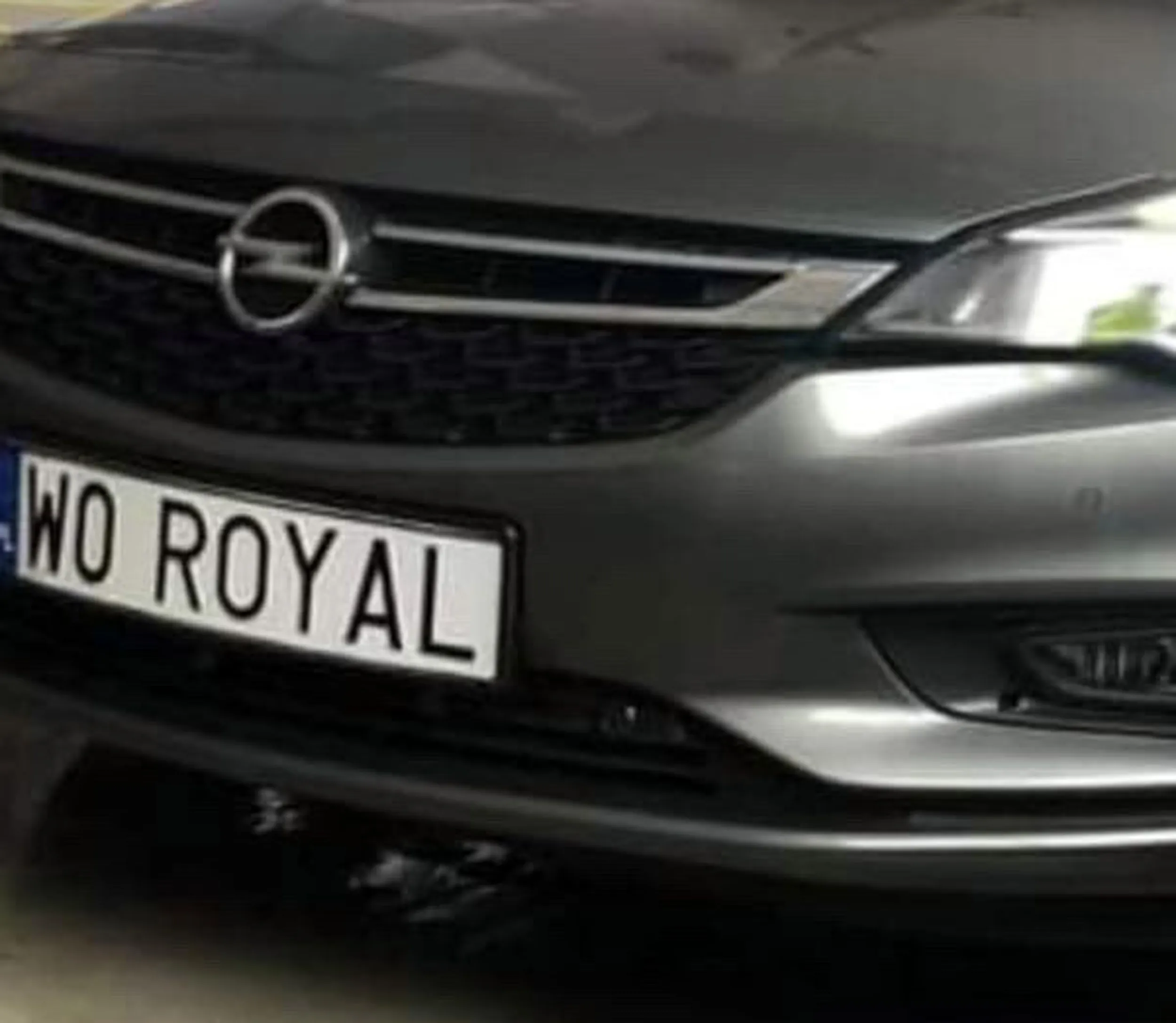 Fajny numer, blacha W0 ROYAL