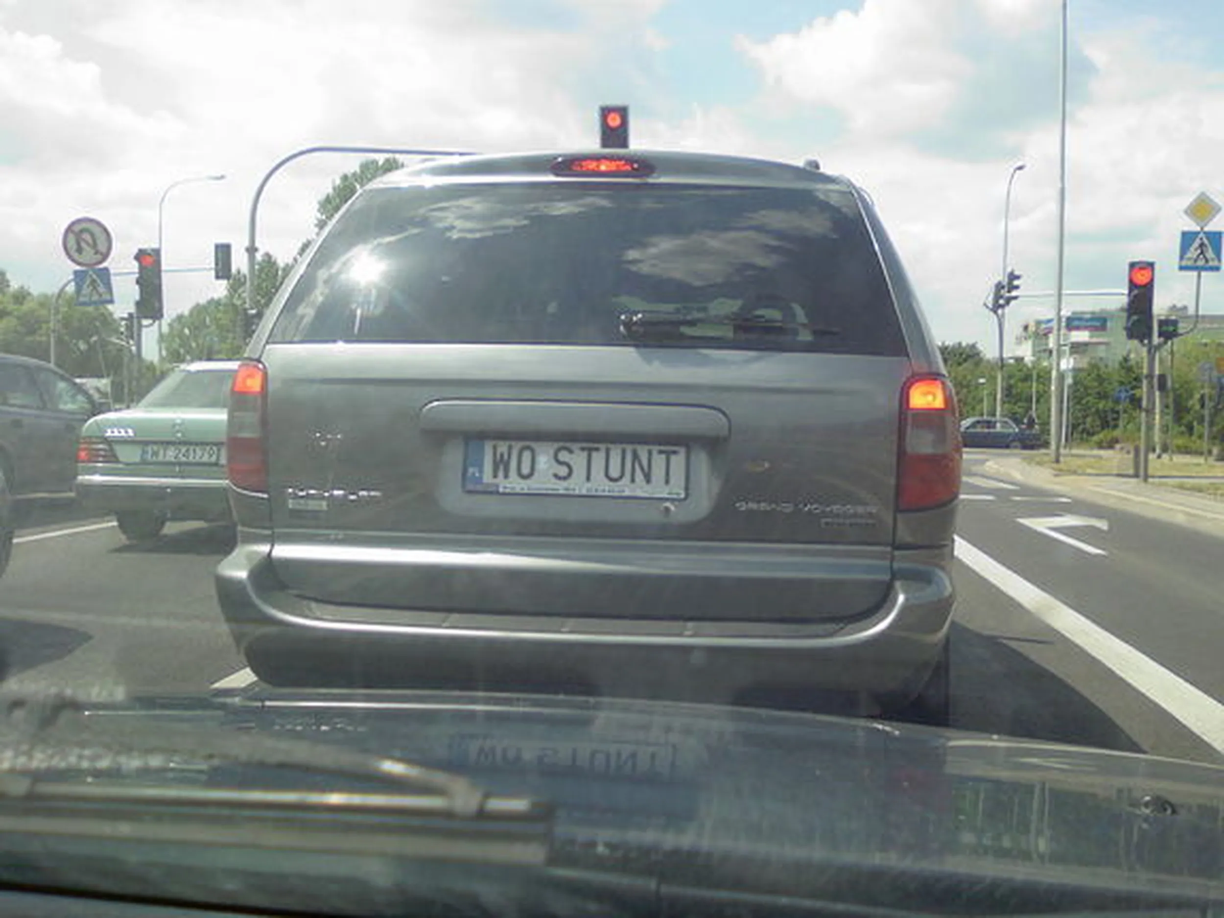 Fajny numer, blacha W0 STUNT