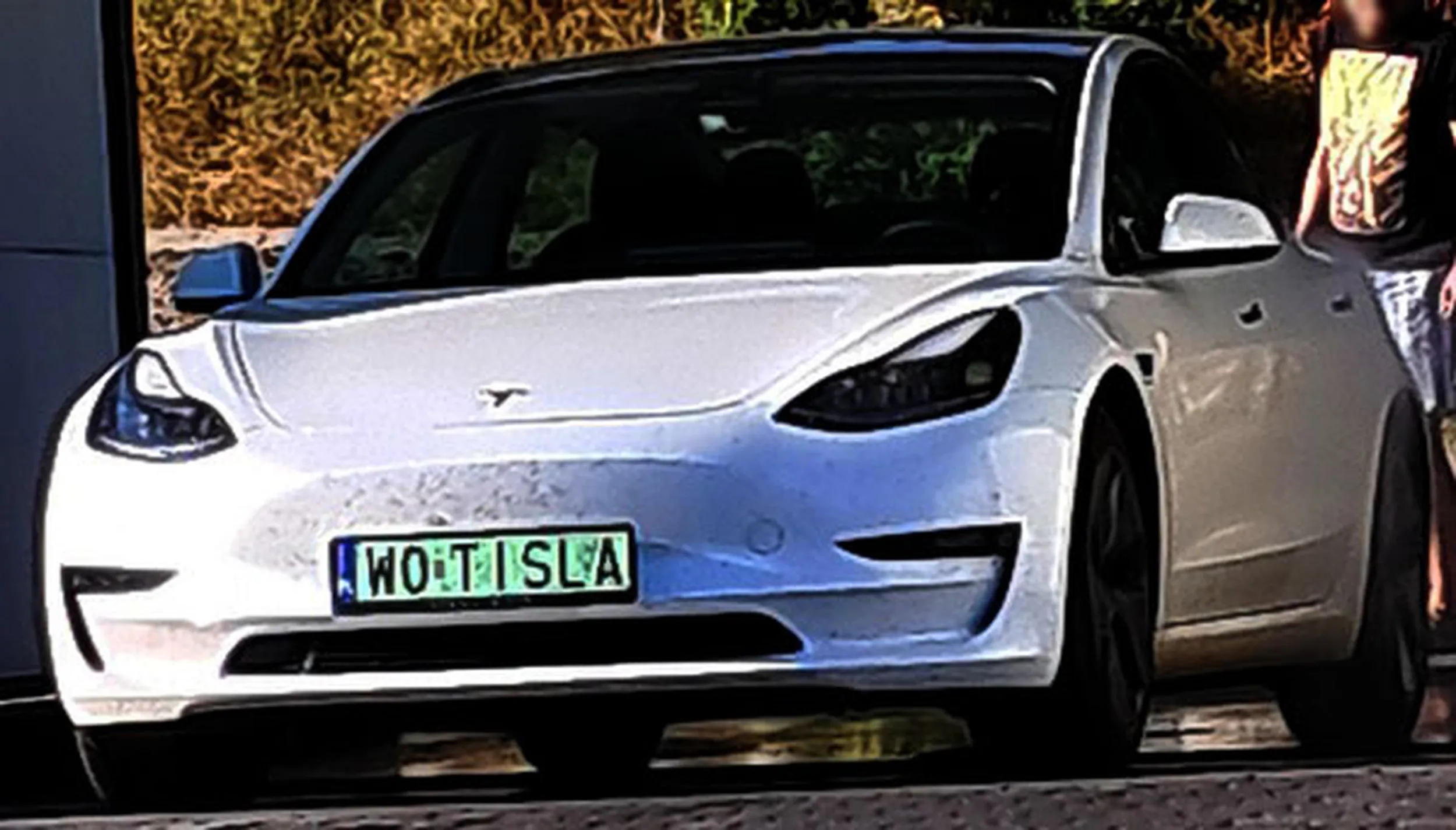 Fajny numer, blacha W0 TISLA