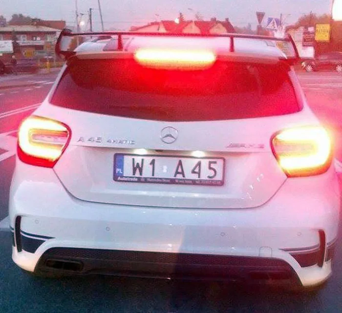 Fajny numer, blacha W1 A45