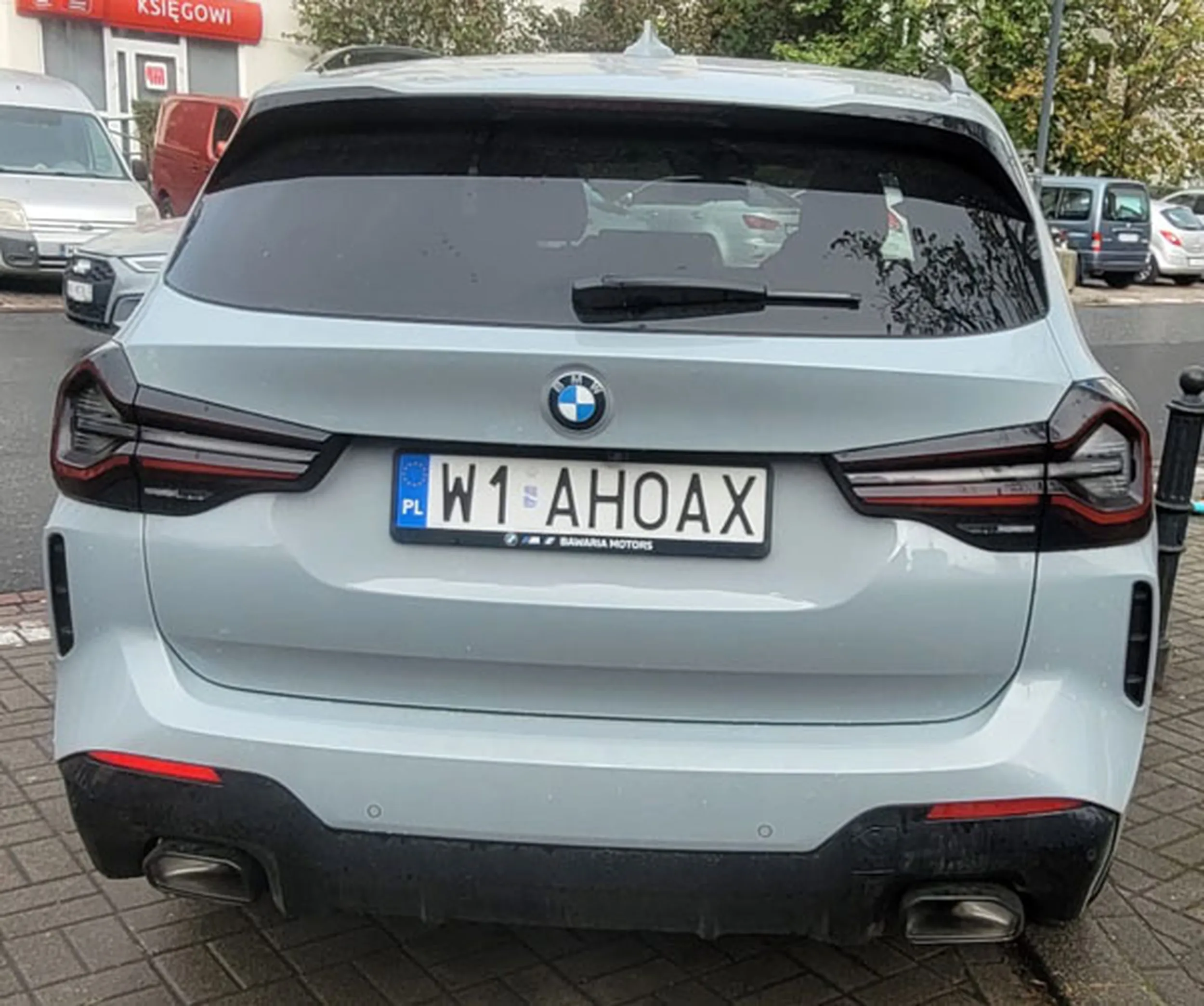 Fajny numer, blacha W1 AHOAX