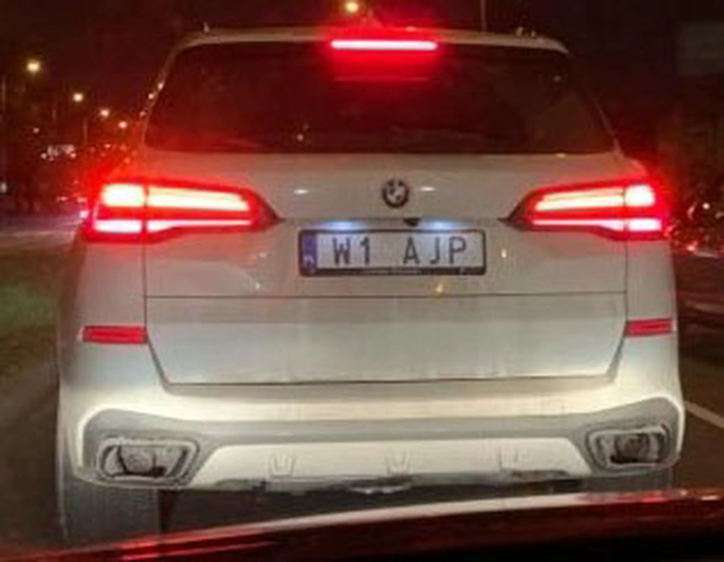 Fajny numer, blacha W1 AJP