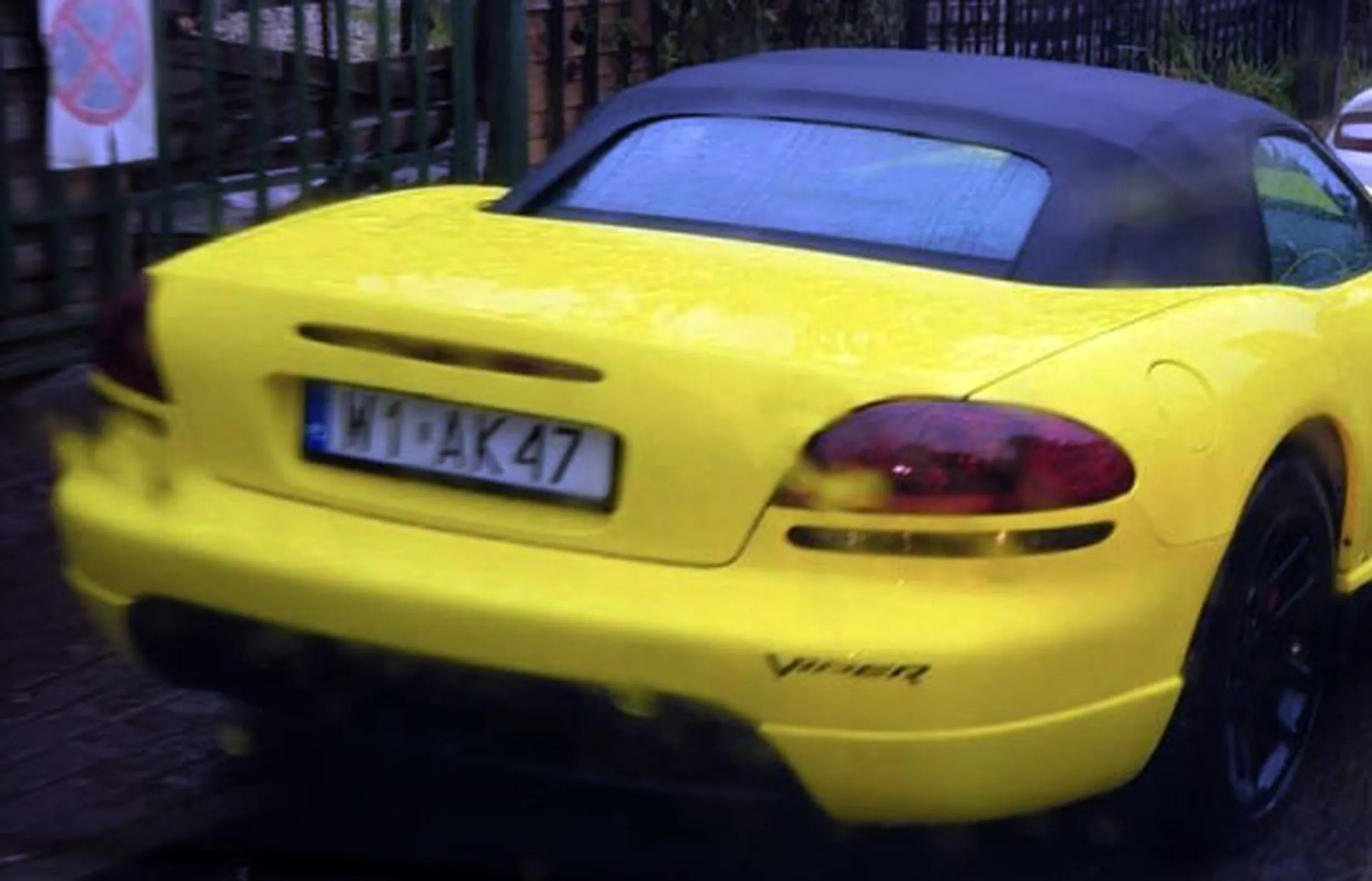 Fajny numer, blacha W1 AK47