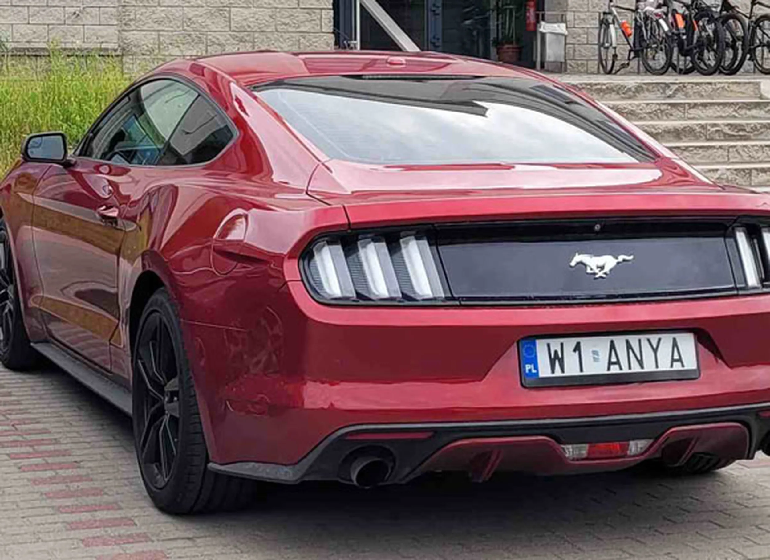 Fajny numer, blacha W1 ANYA