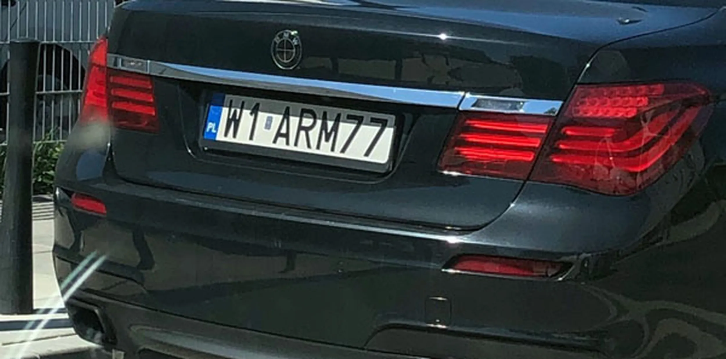 Fajny numer, blacha W1 ARM77