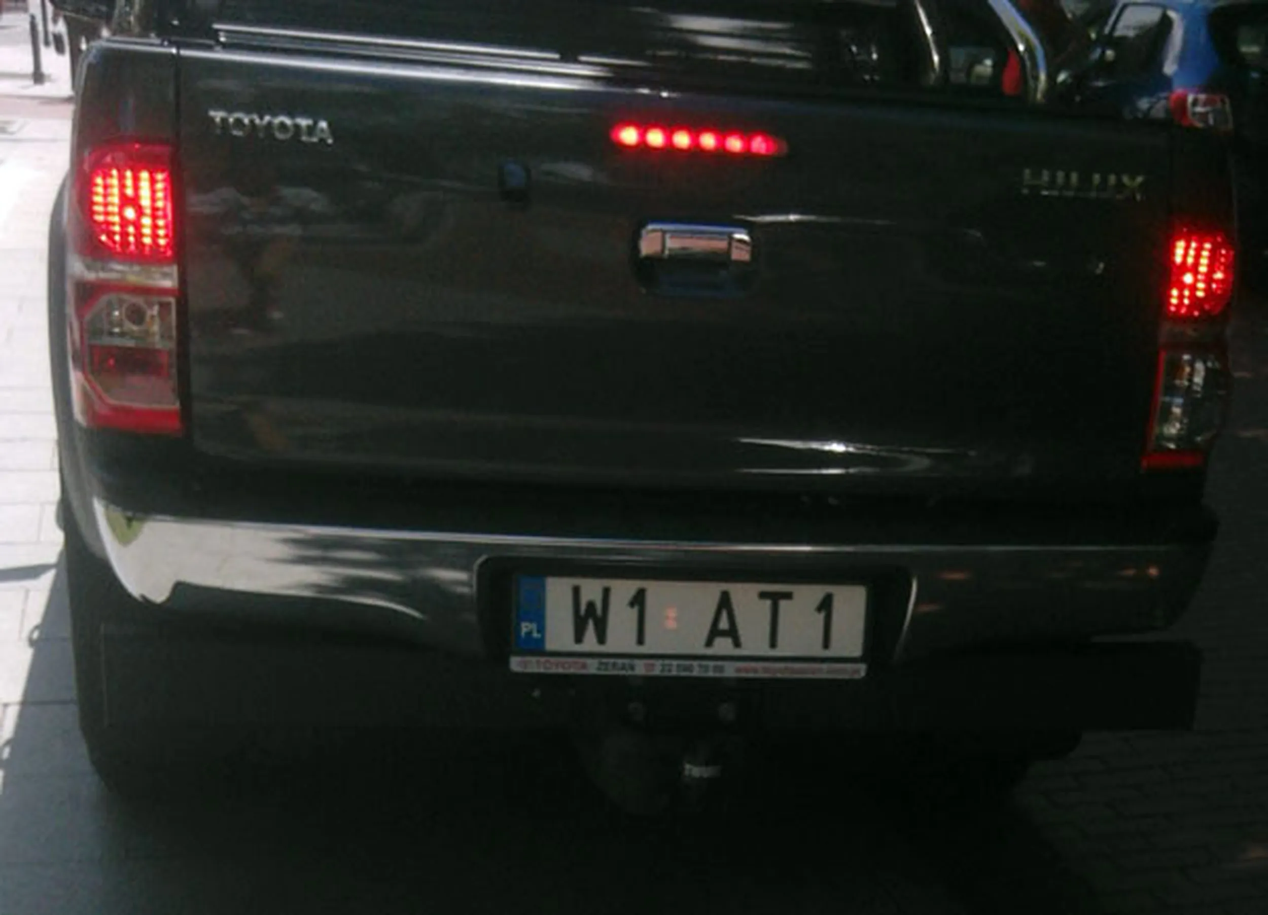 Fajny numer, blacha W1 AT1