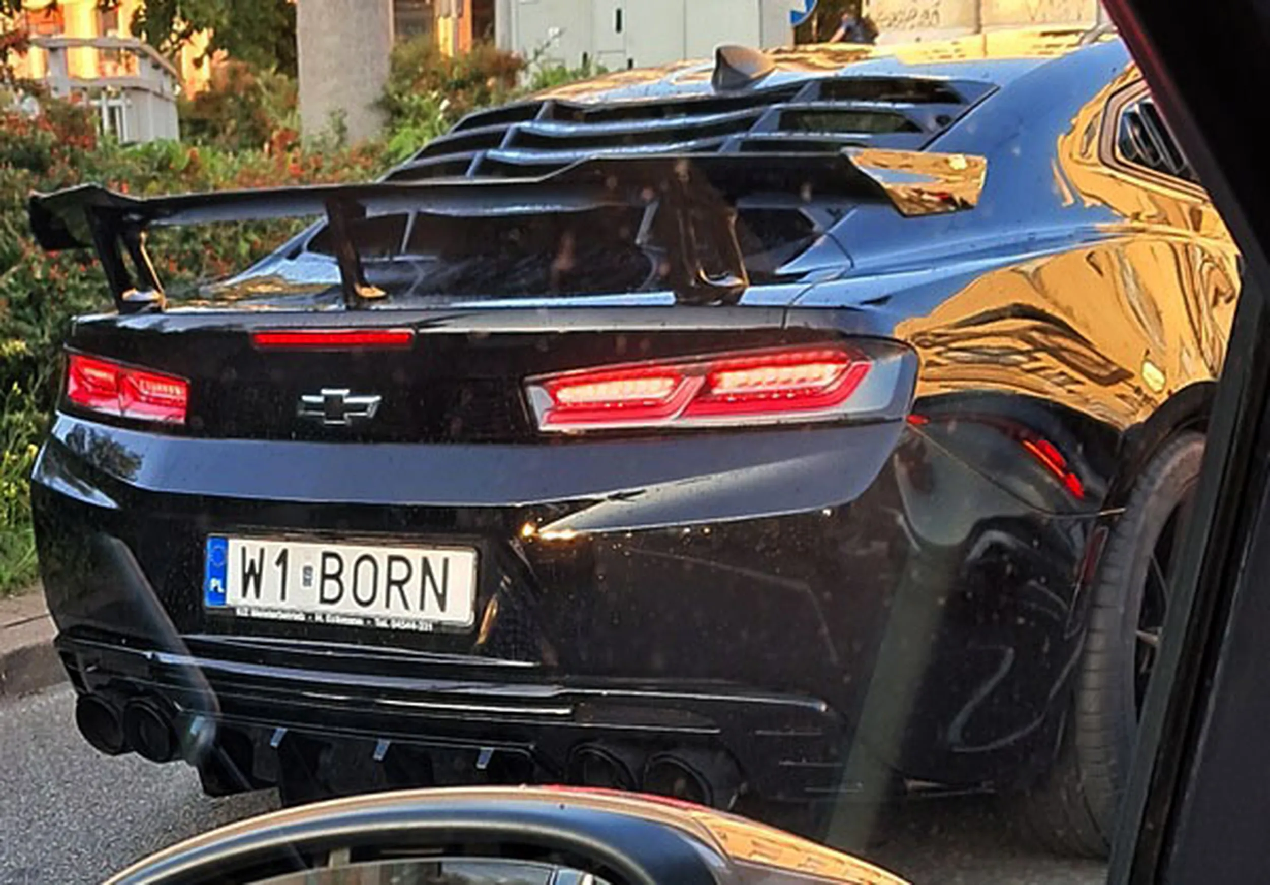 Fajny numer, blacha W1 BORN