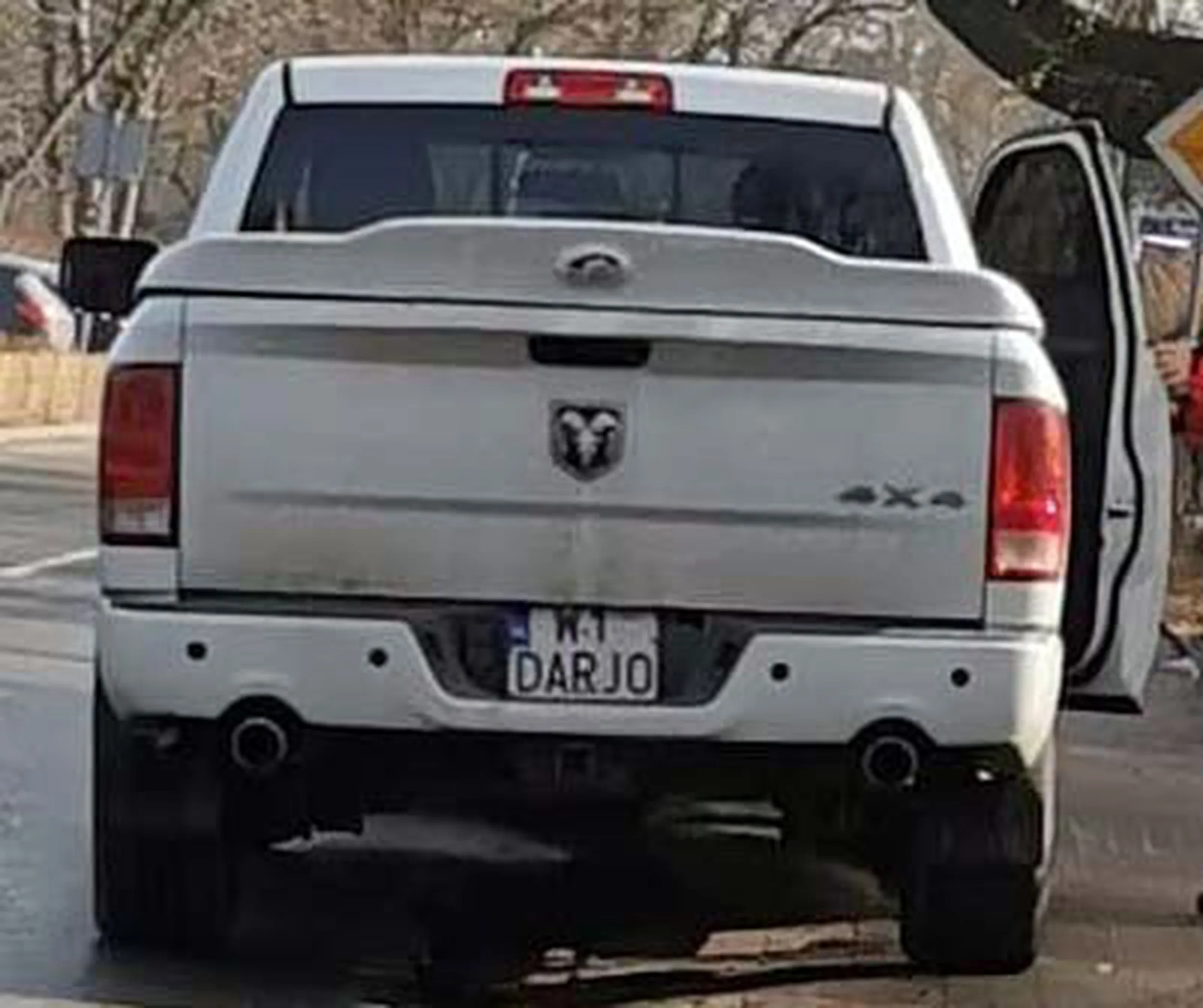 Fajny numer, blacha W1 DARJO